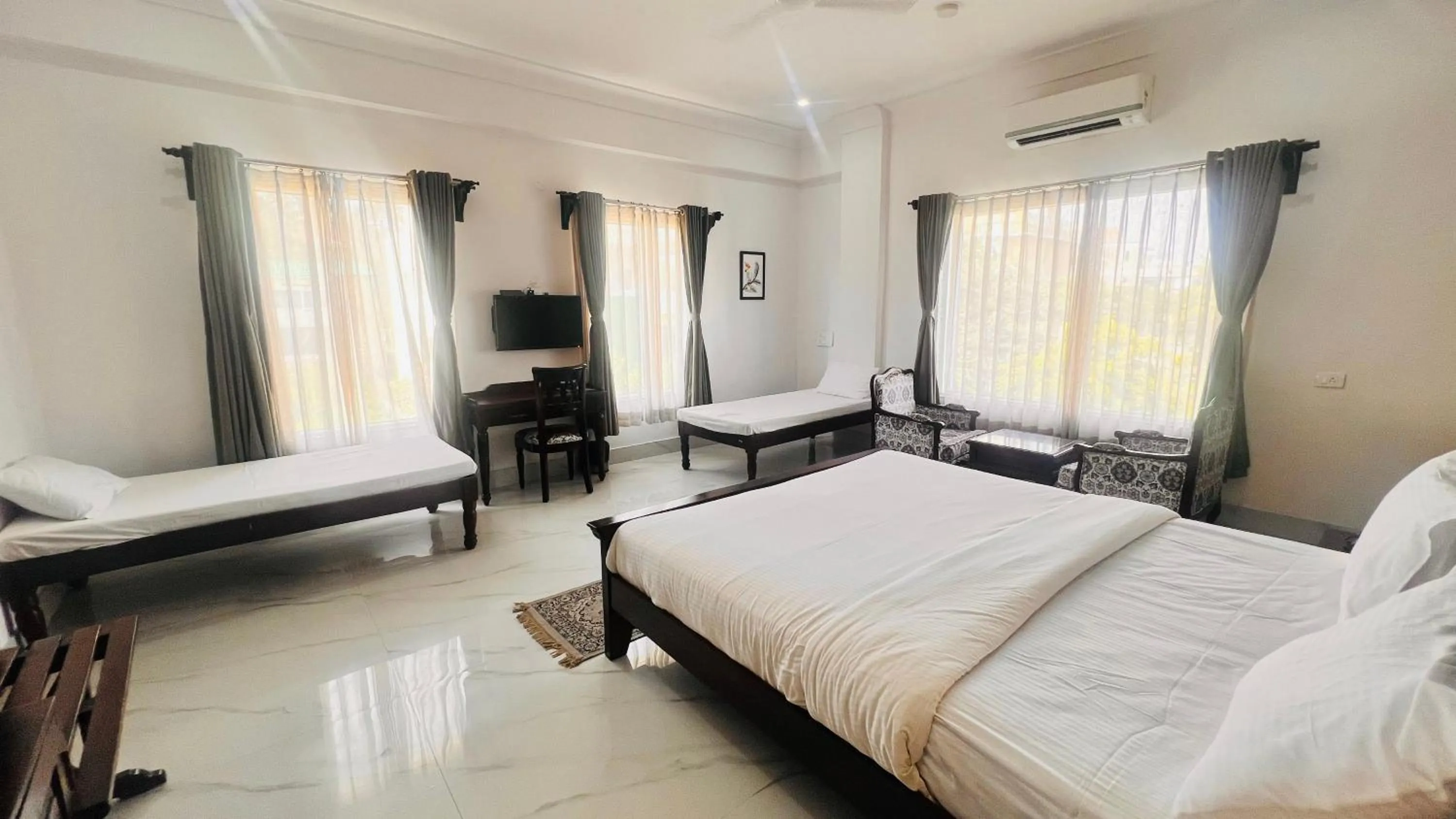 Bed in Revaas Lake View Boutique Stay