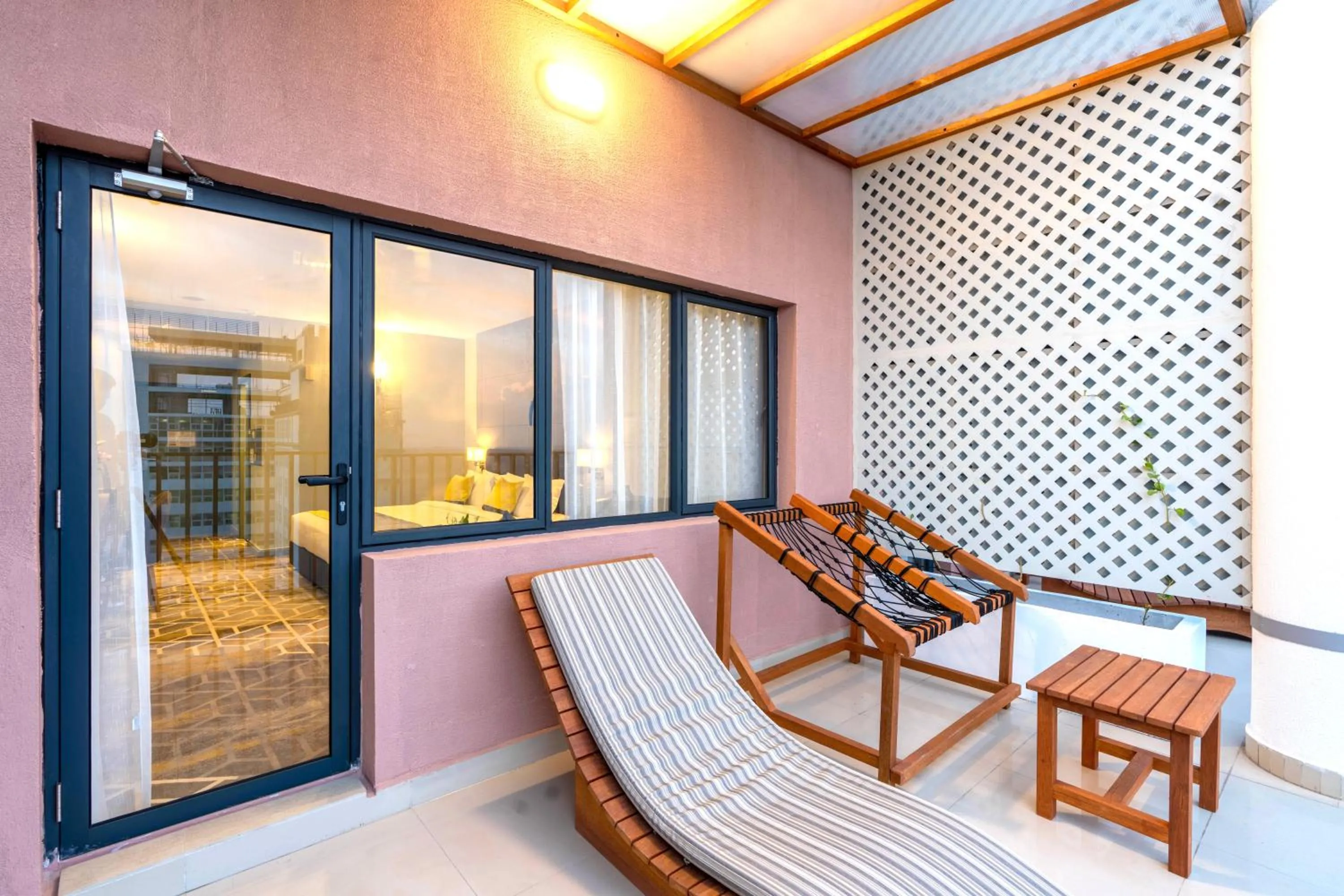 Balcony/Terrace in Manhattan Business Hotel, Male