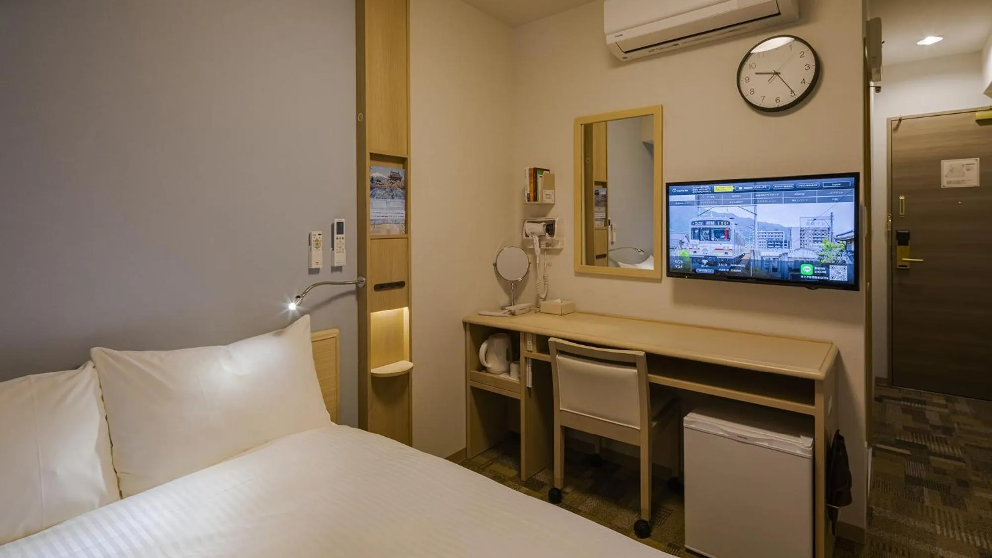 Bedroom, Bed in Toyoko Inn Tokyo Ikebukuro Kita guchi No 2