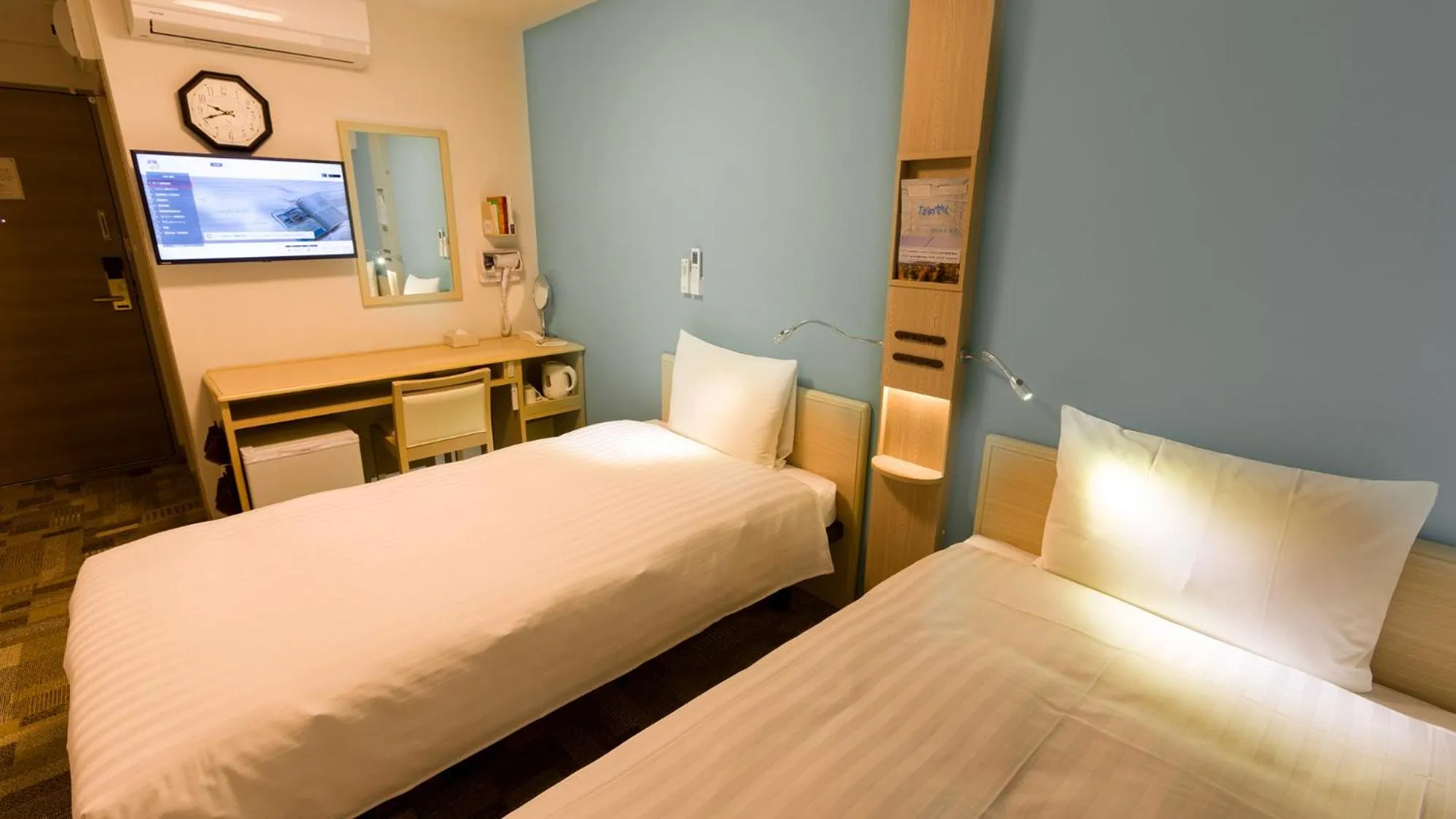 Bedroom, Bed in Toyoko Inn Tokyo Ikebukuro Kita guchi No 2