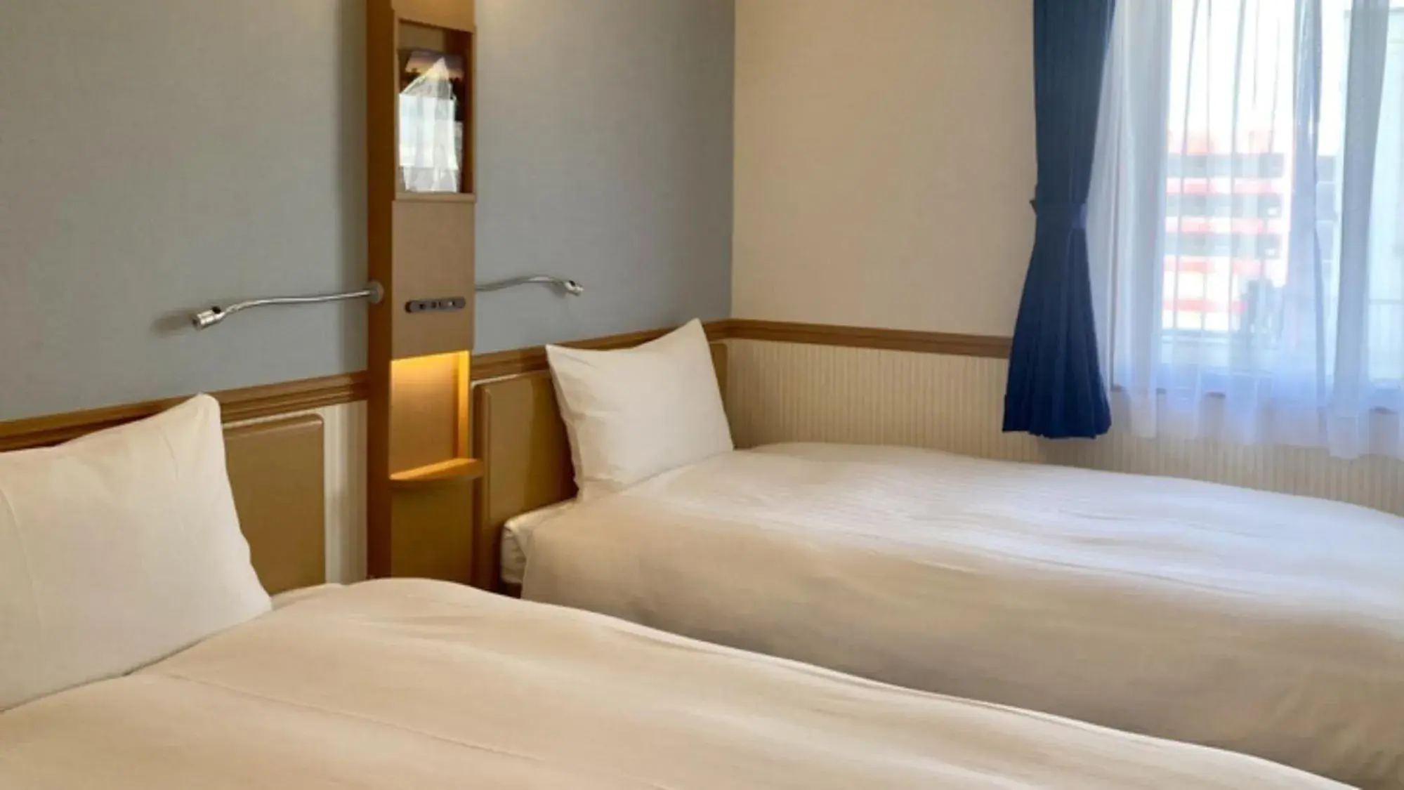 Twin Room - single occupancy - Smoking in Toyoko Inn Hokkaido Hakodate Ekimae Daimon Twin Room - single occupancy - Smoking in Toyoko Inn Hokkaido Hakodate Ekimae Daimon