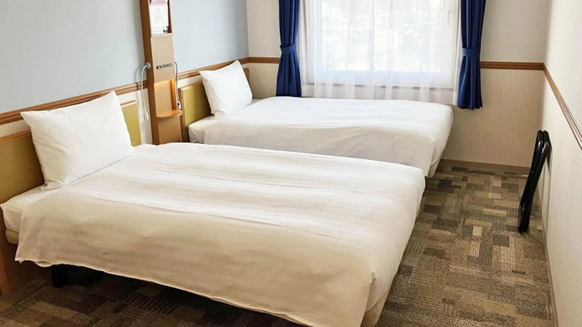 Twin Room - single occupancy - Non-Smoking in Toyoko Inn Toyama eki Shinkansen guchi No 1