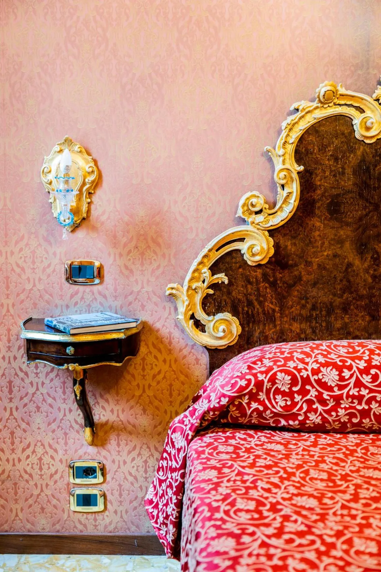 Decorative detail, Bed in Hotel Ateneo