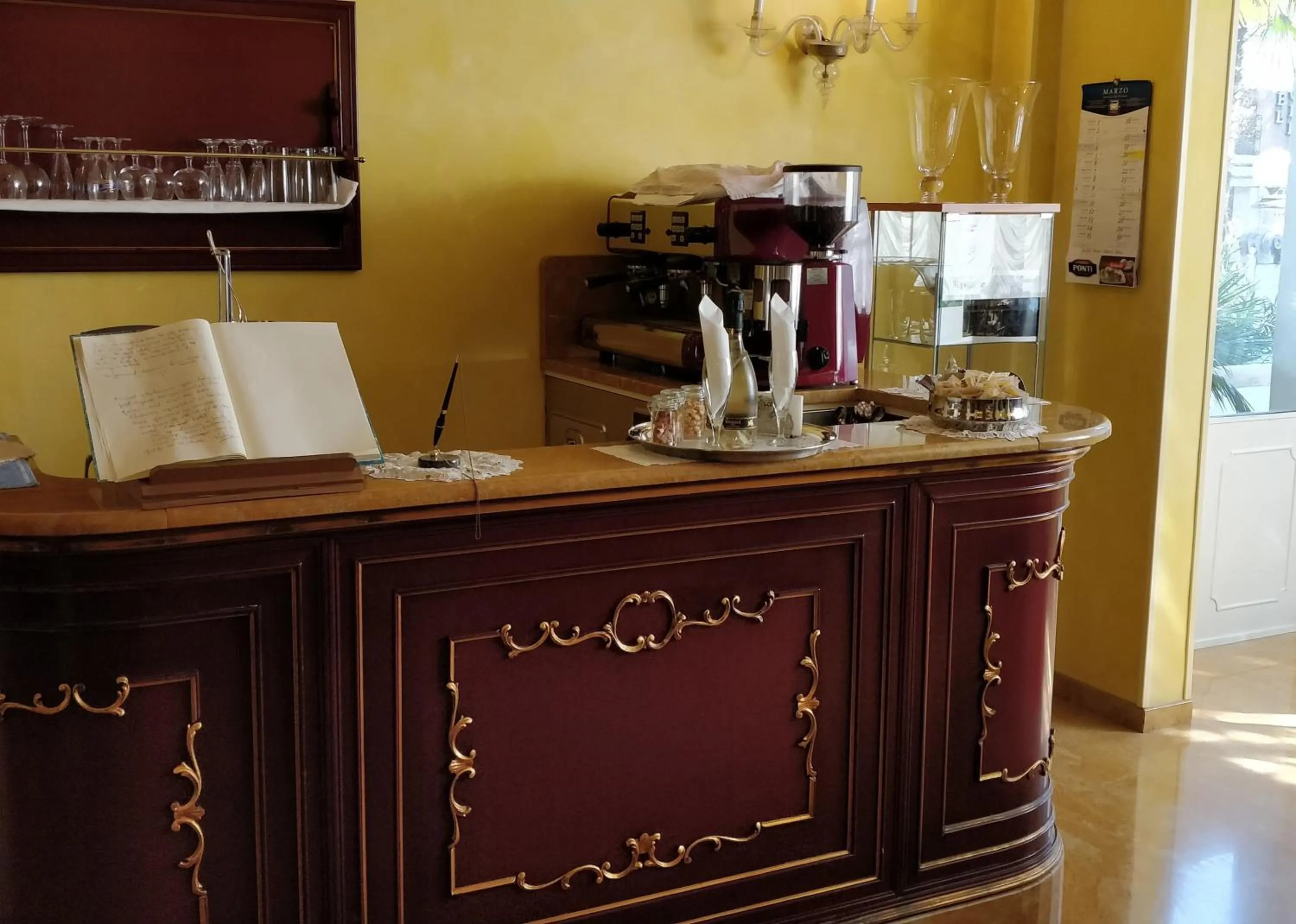 Lounge or bar in Hotel Villa Delle Palme