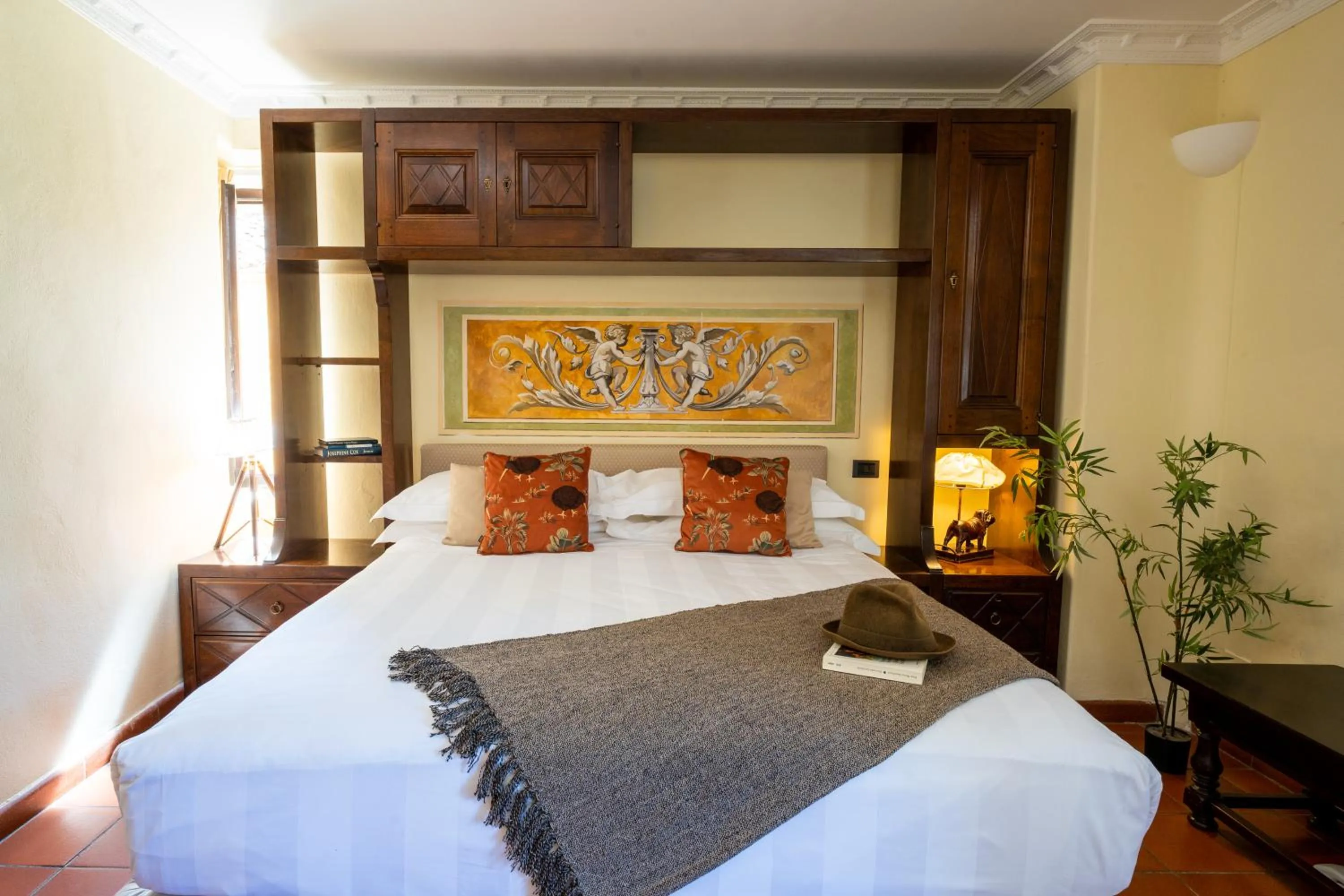 Bedroom, Bed in Borgo San Luigi