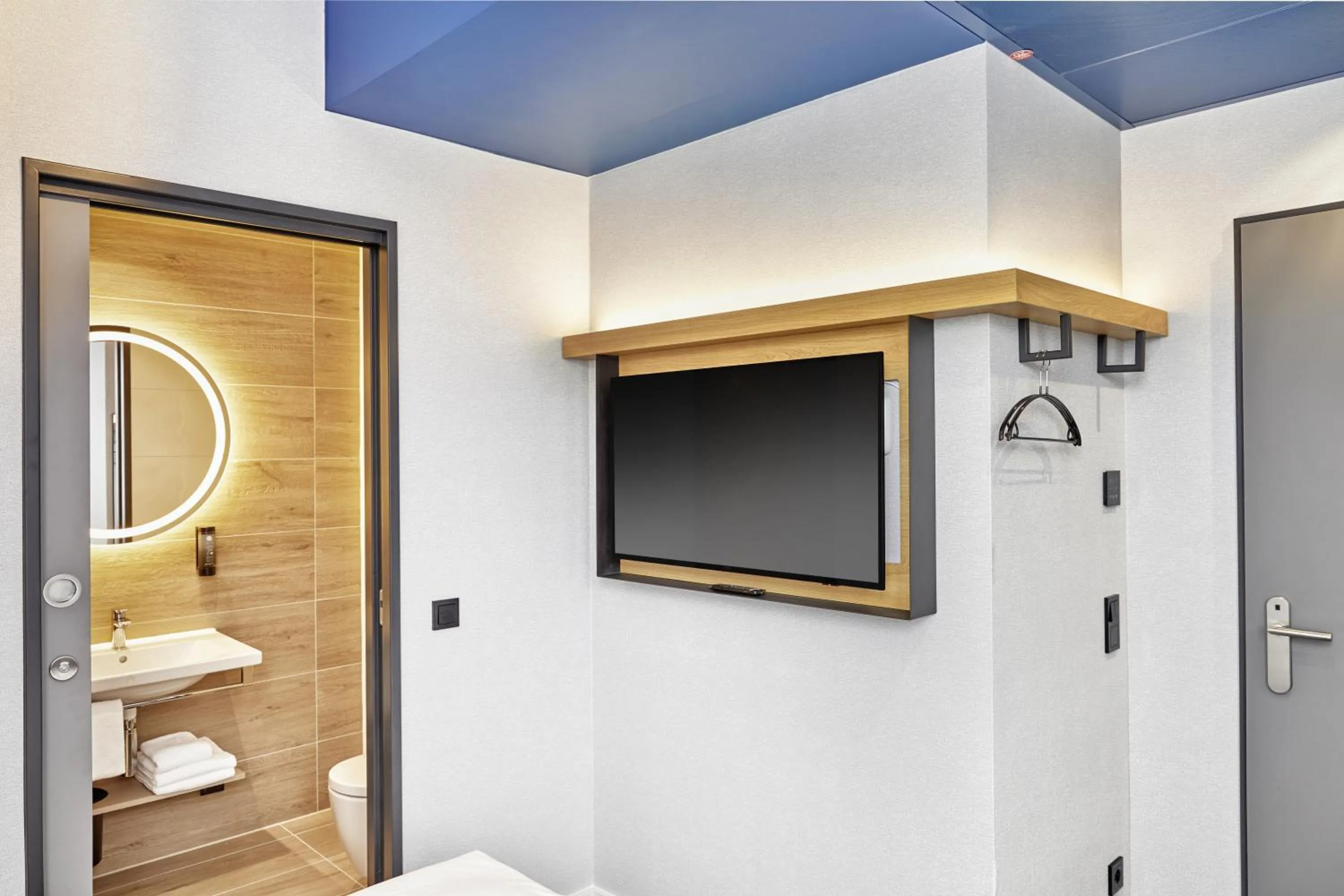 Bathroom in H2 Hotel Düsseldorf Seestern