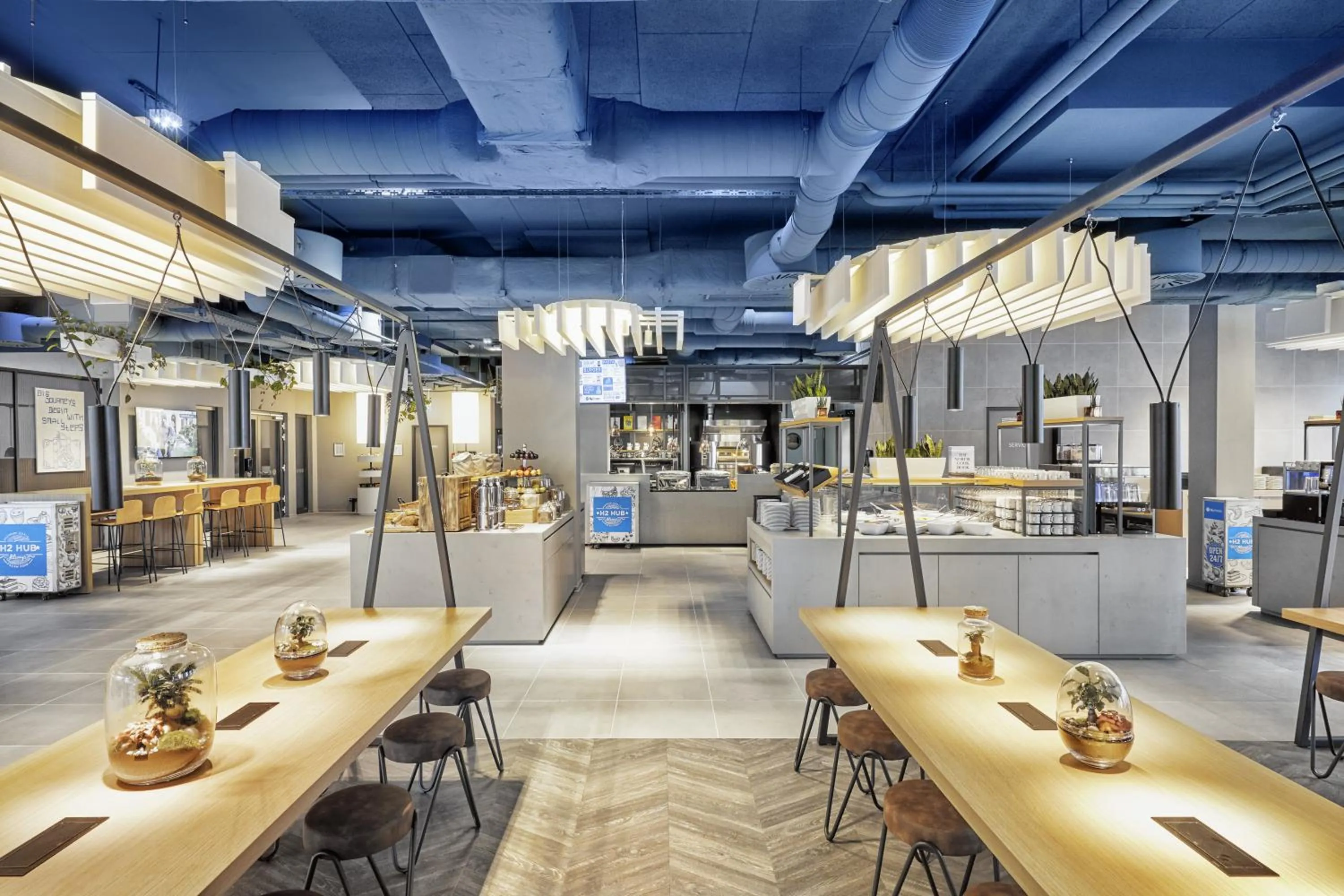 Restaurant/places to eat in H2 Hotel Düsseldorf Seestern