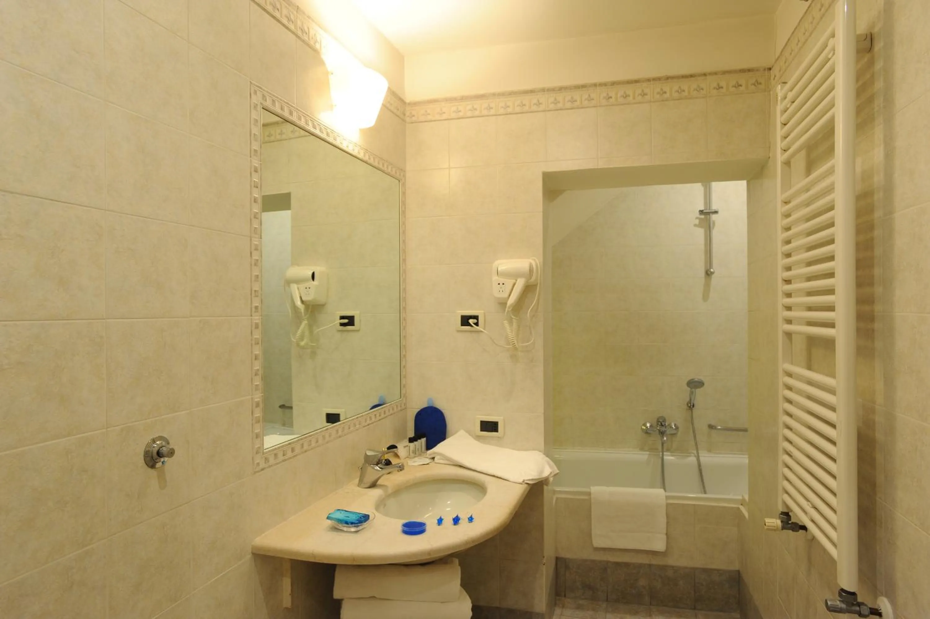 Bathroom in Locanda del Ghetto