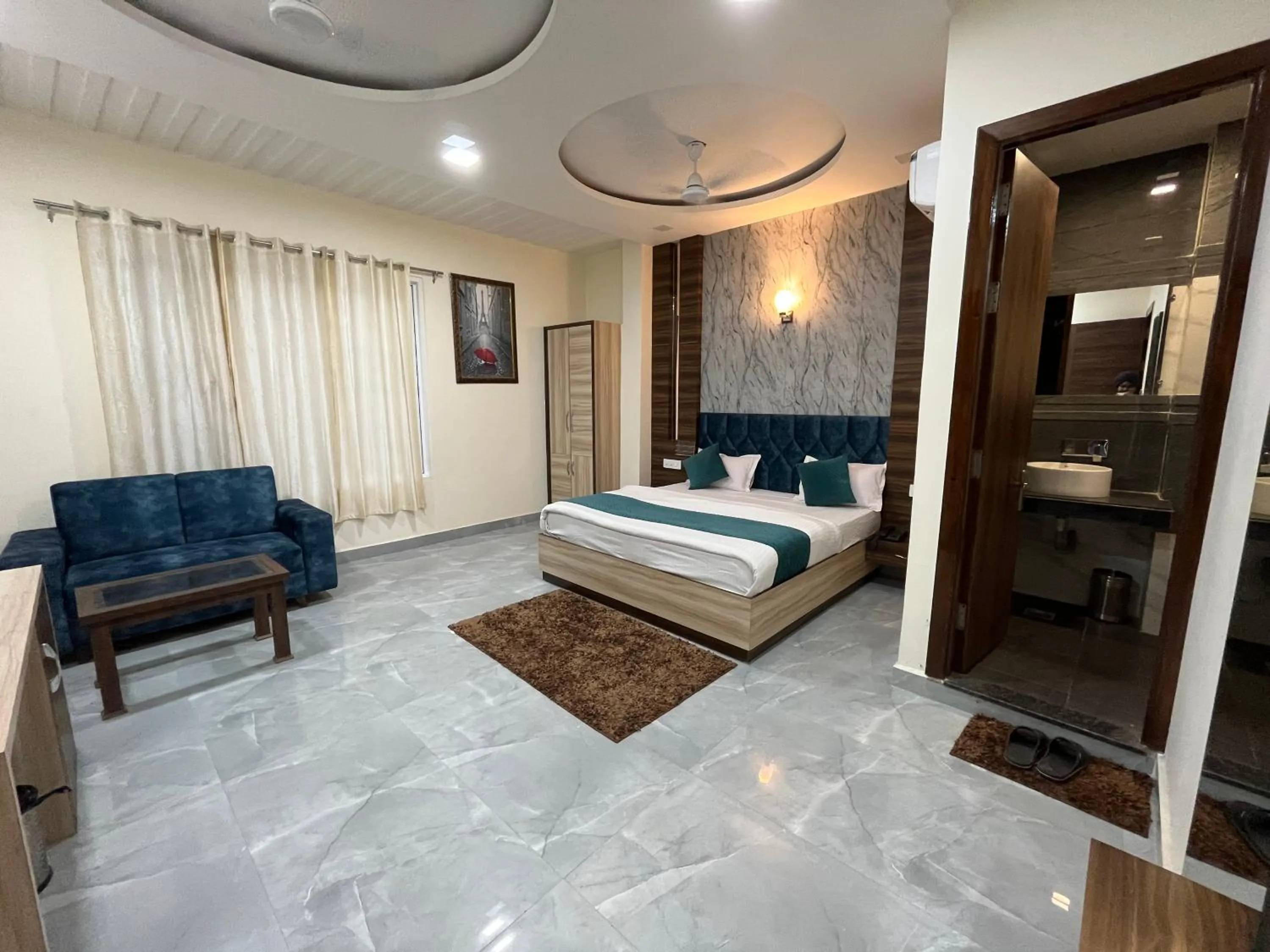 Photo of the whole room, Bed in Hotel Lemonade