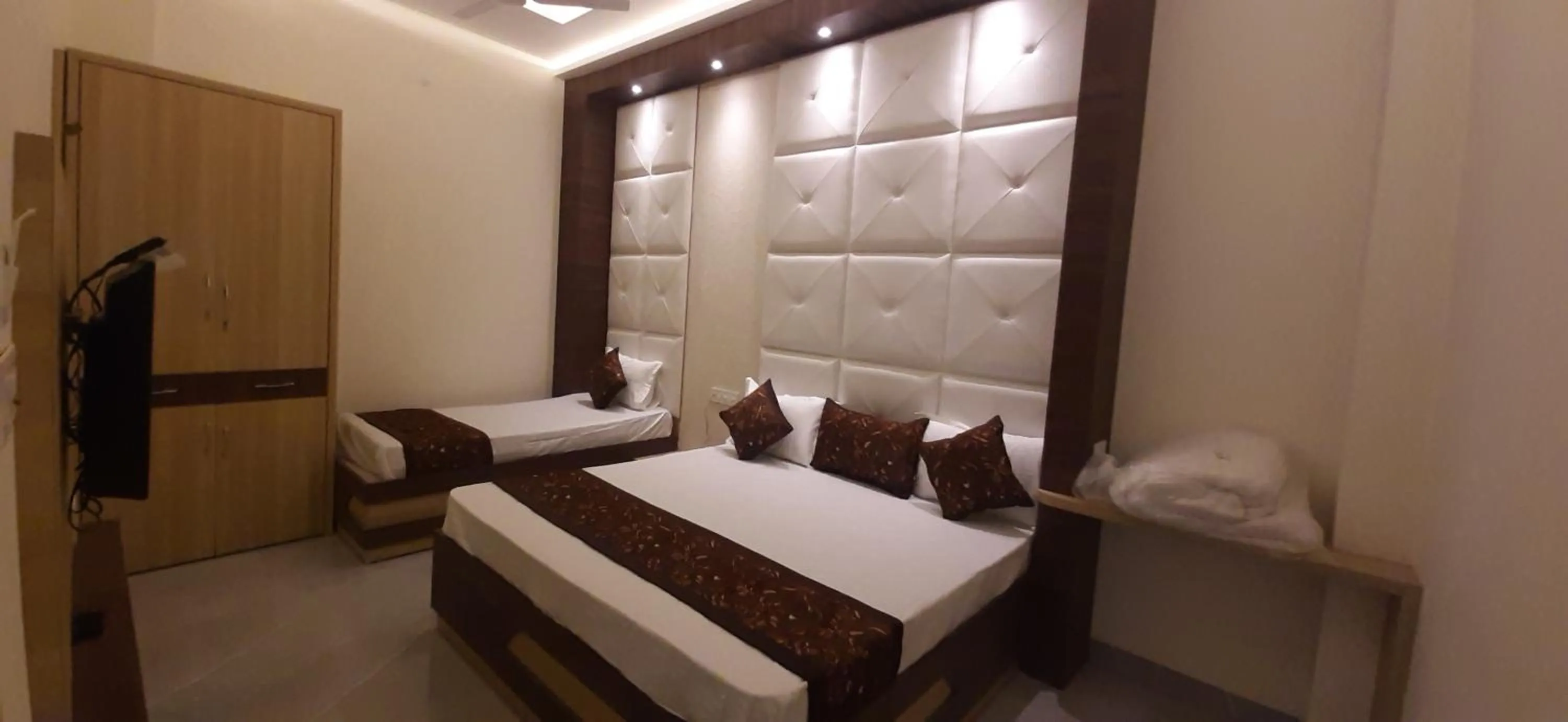 Bedroom, Bed in Hotel Lemonade