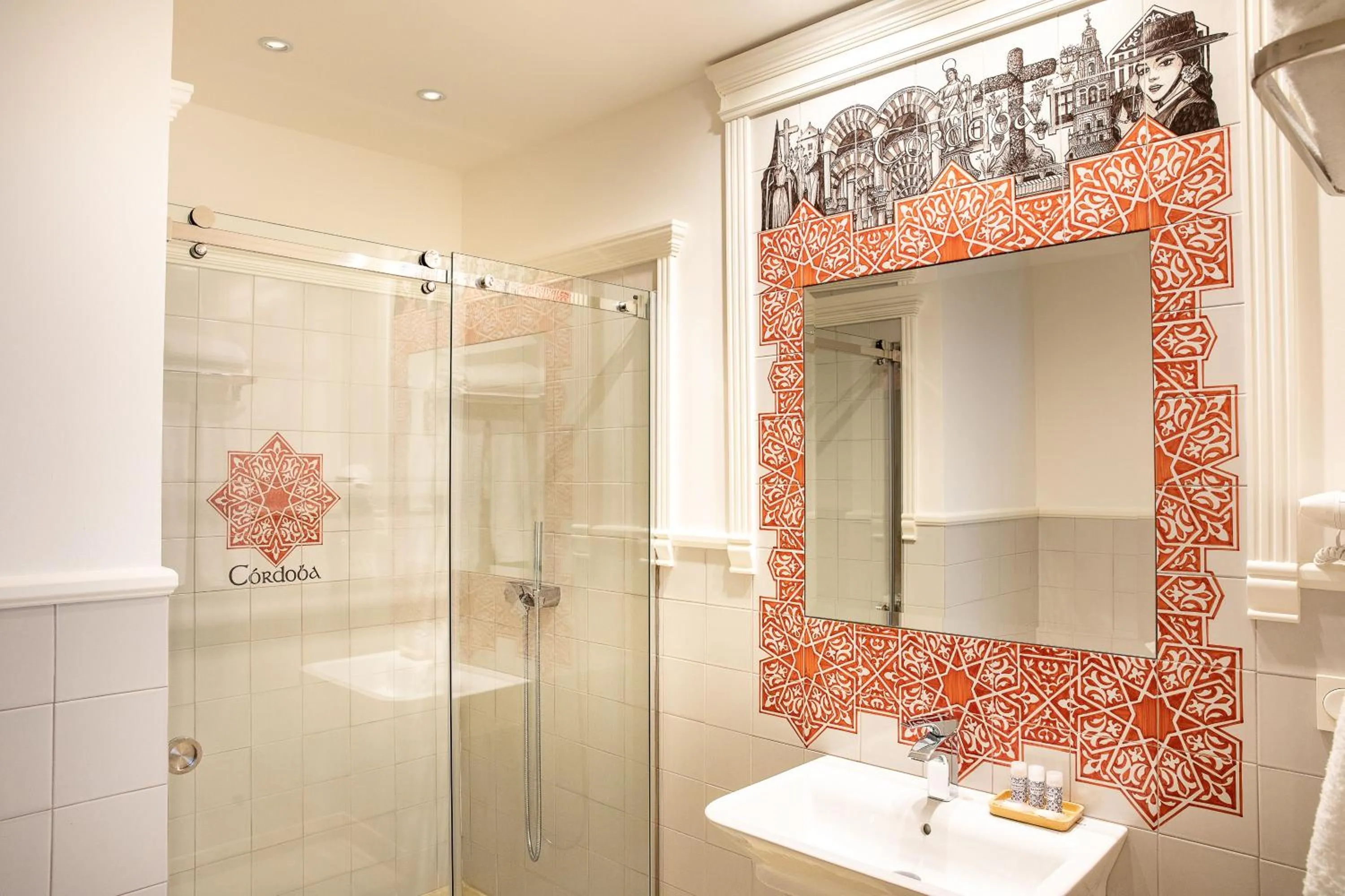 Bathroom in Posada Boutique El Gallo Morón