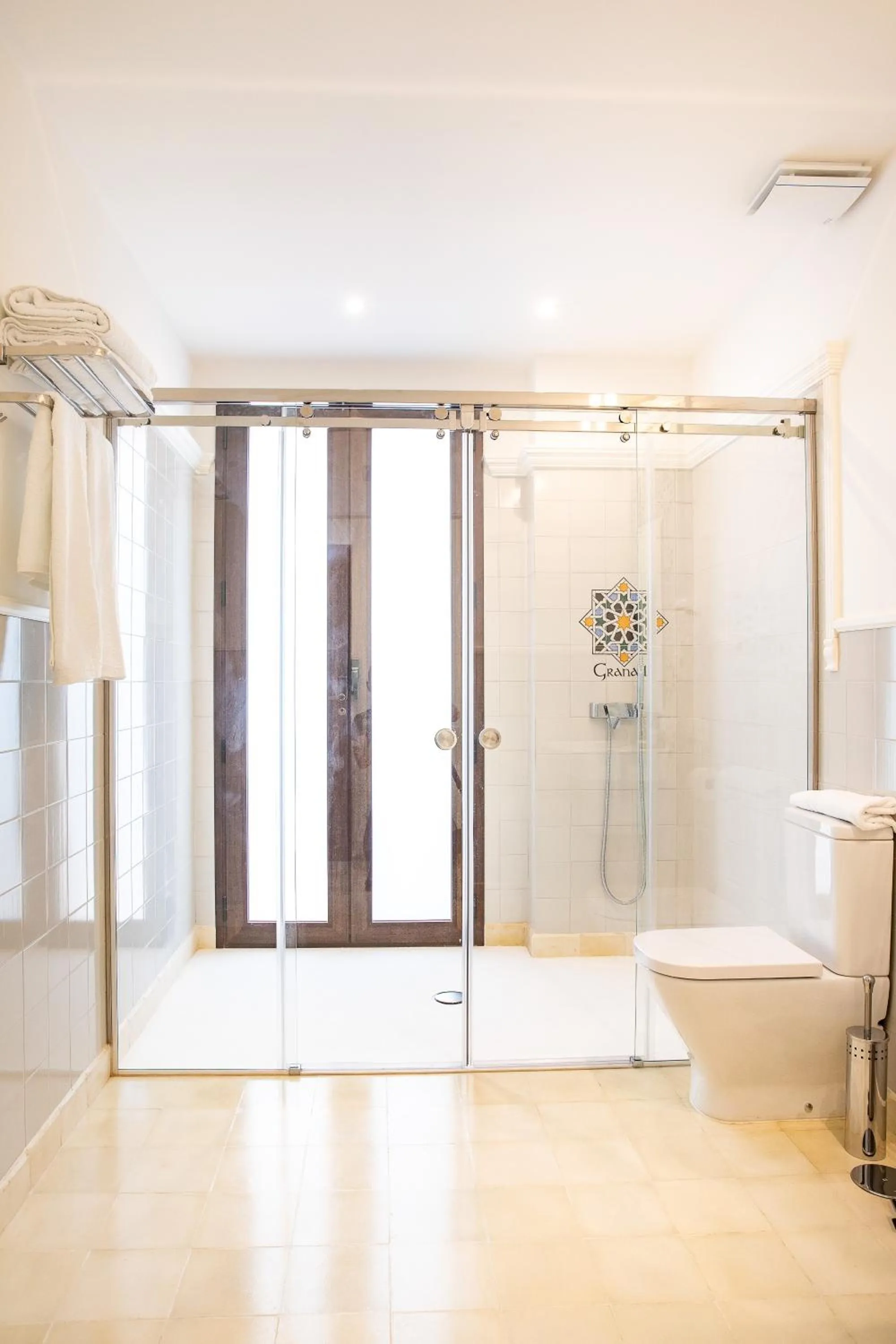 Bathroom in Posada Boutique El Gallo Morón