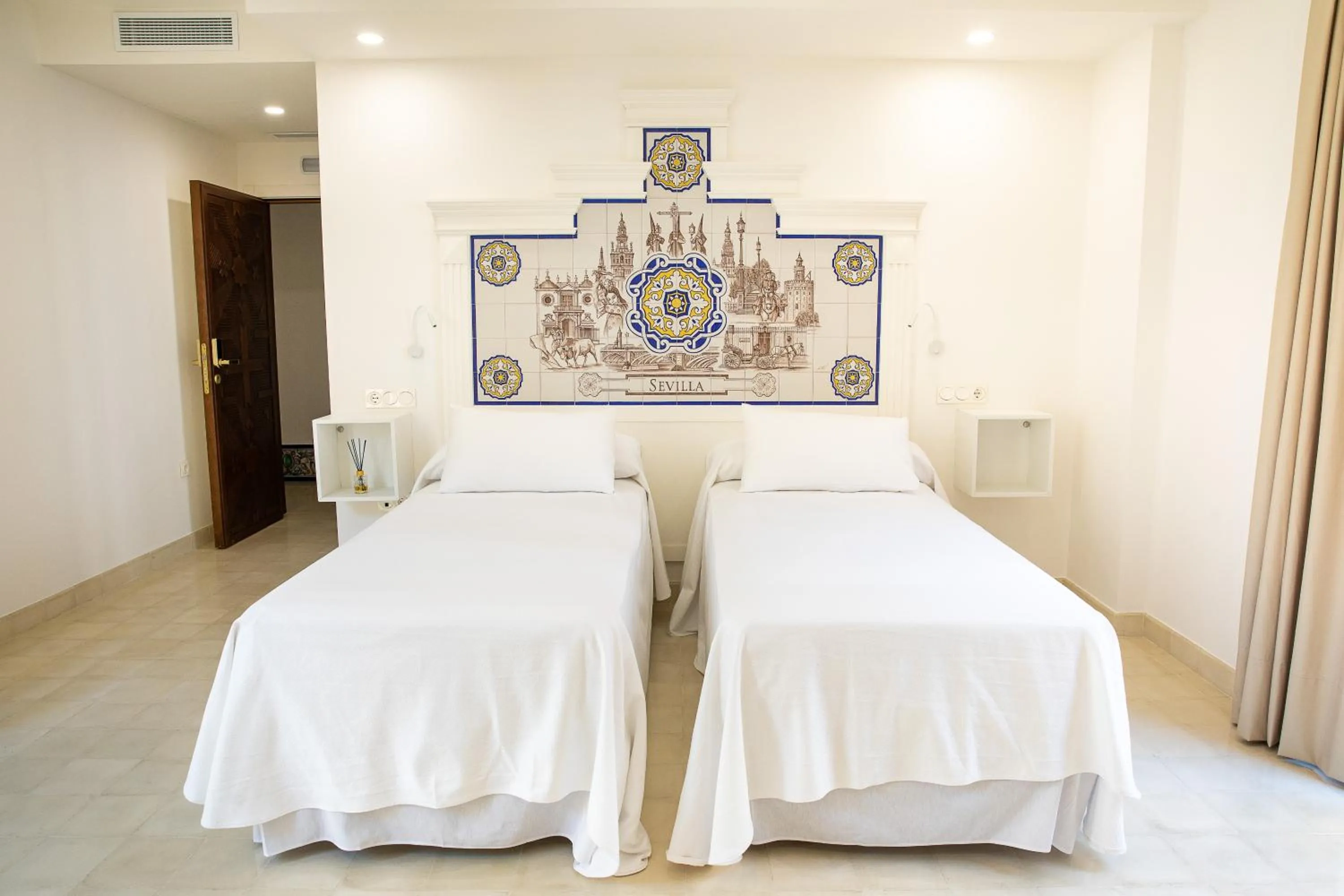 Bed in Posada Boutique El Gallo Morón