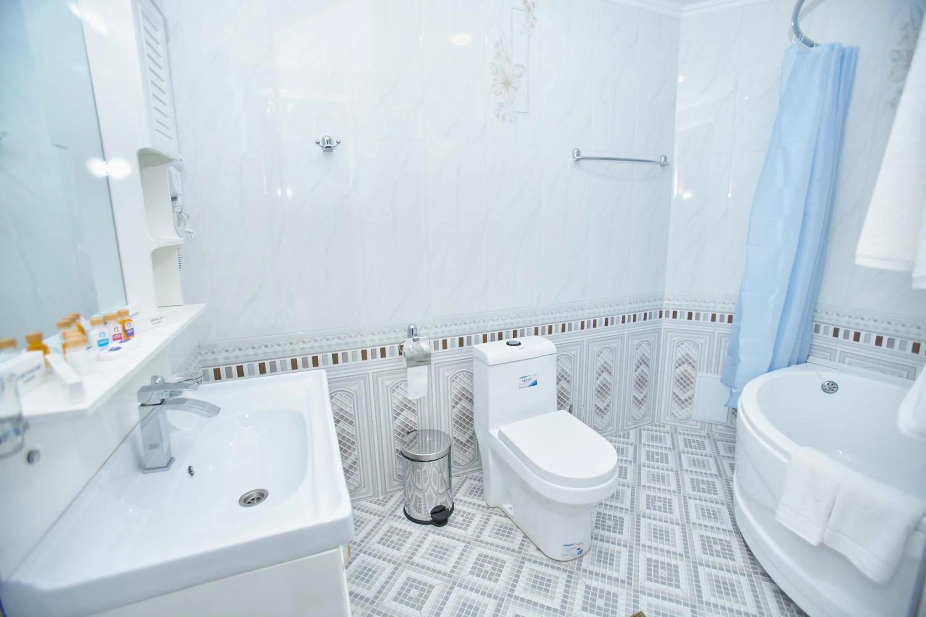 Bathroom in Shahdil Hotel and Spa