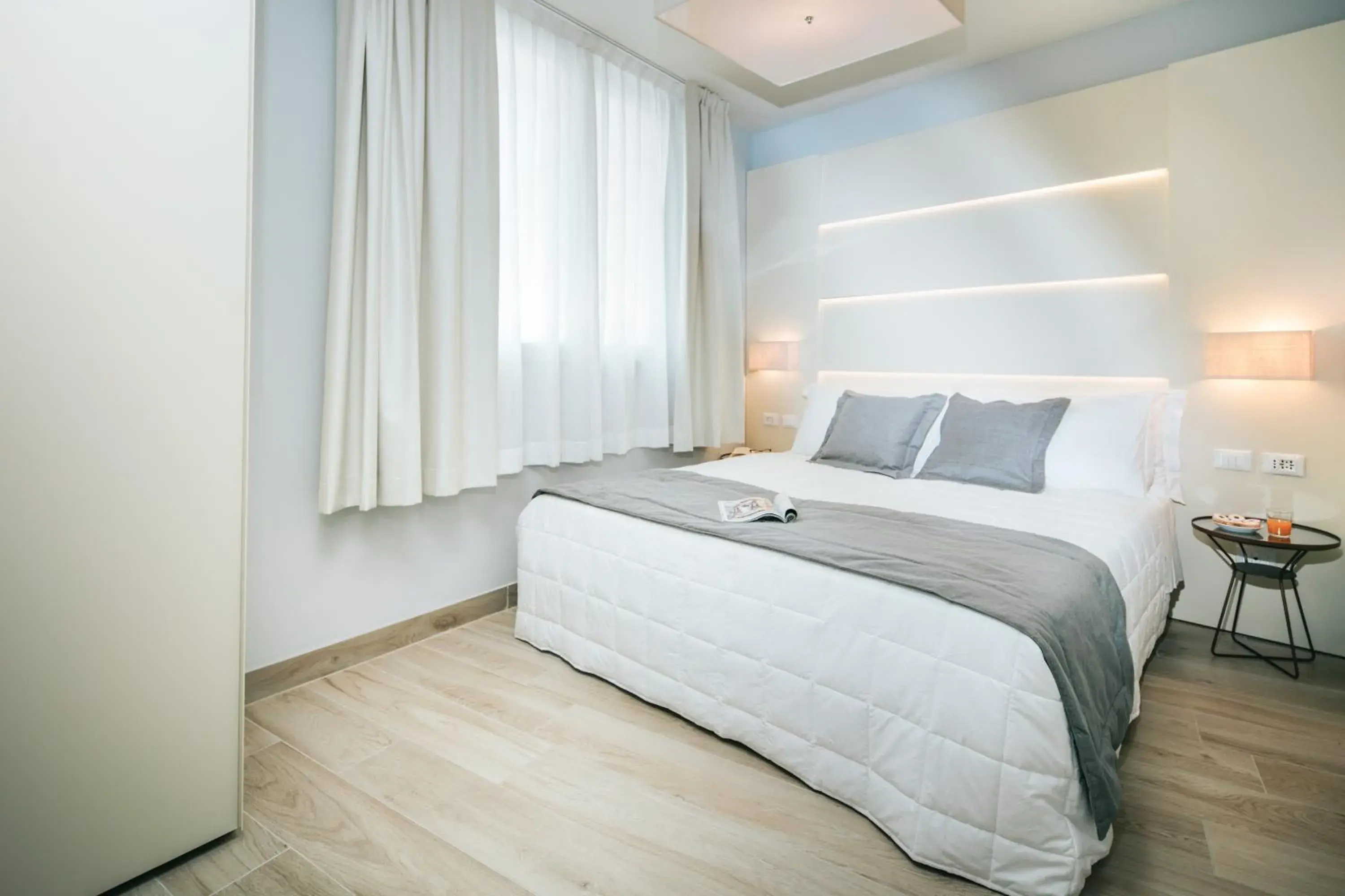 Apartment with Terrace in Aparthotel Touring Apartment with Terrace in Aparthotel Touring