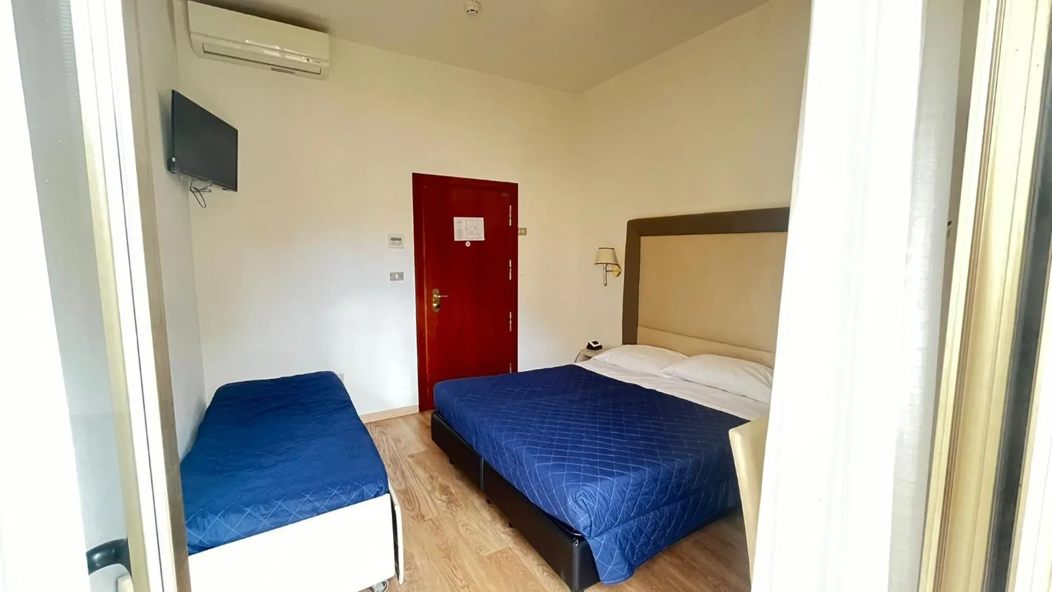 Bed in Riviera Mare Beach Life Hotel