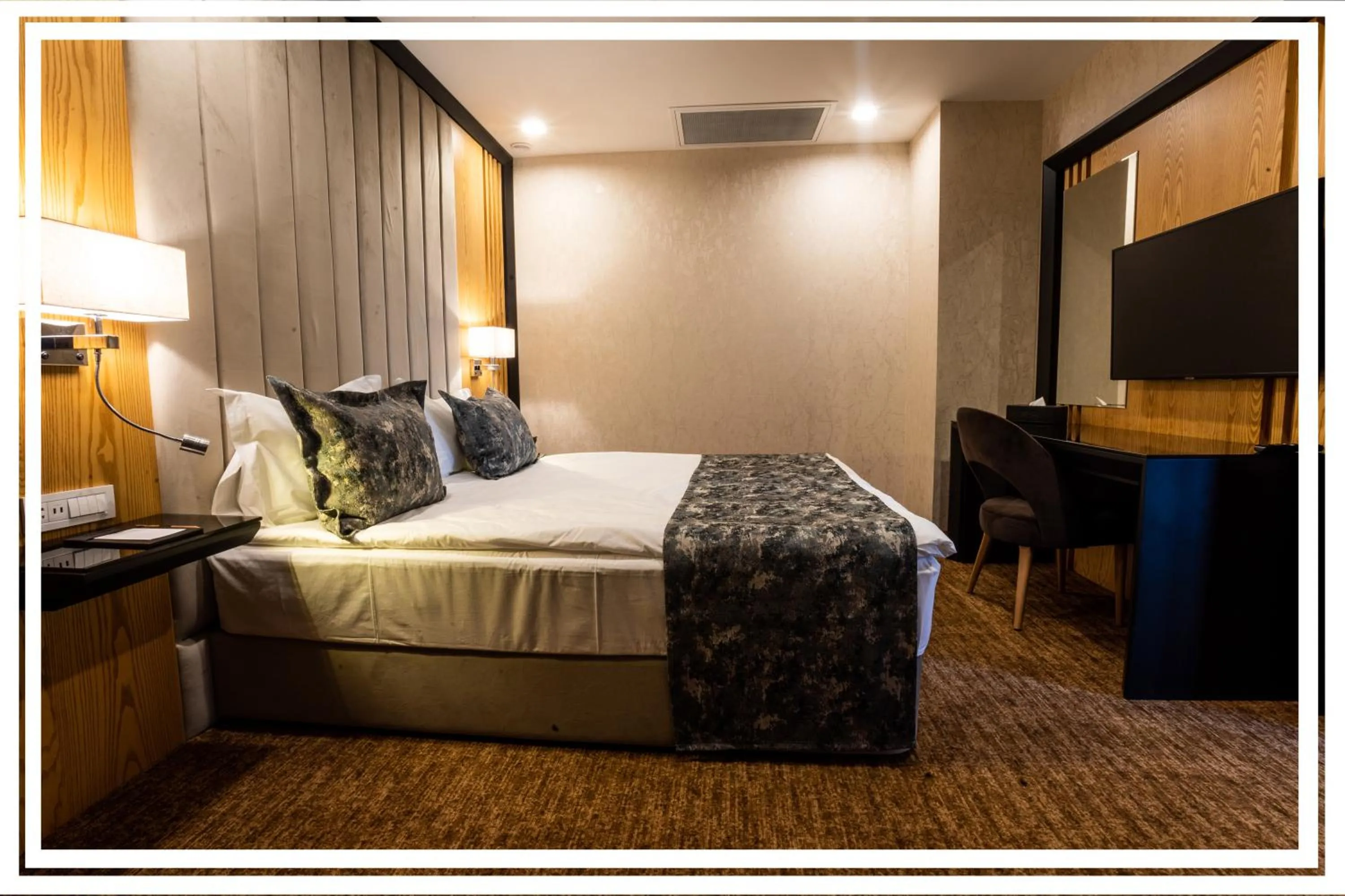 Bed in Premium Hotel Ganja