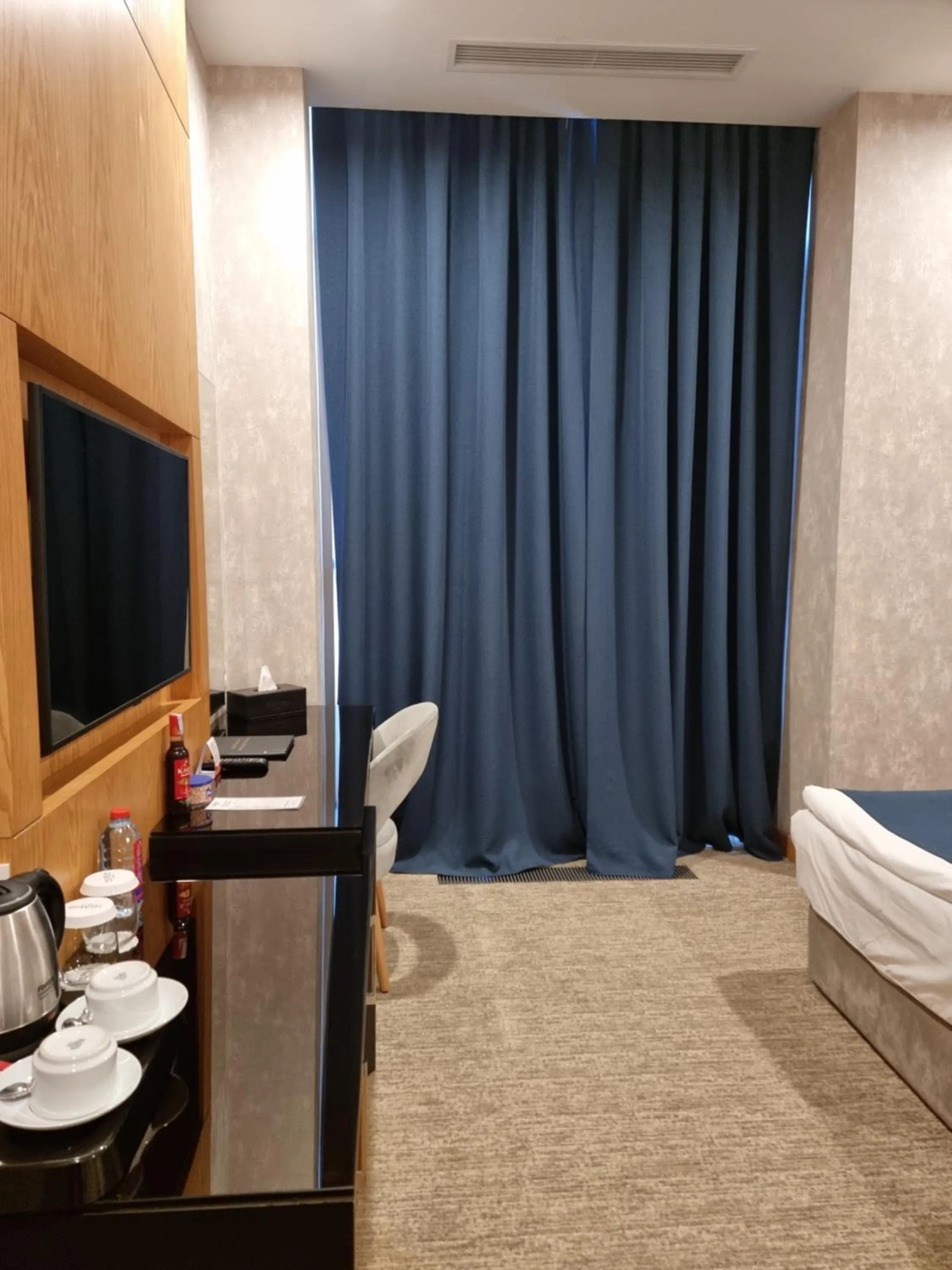 TV and multimedia, Bed in Premium Hotel Ganja