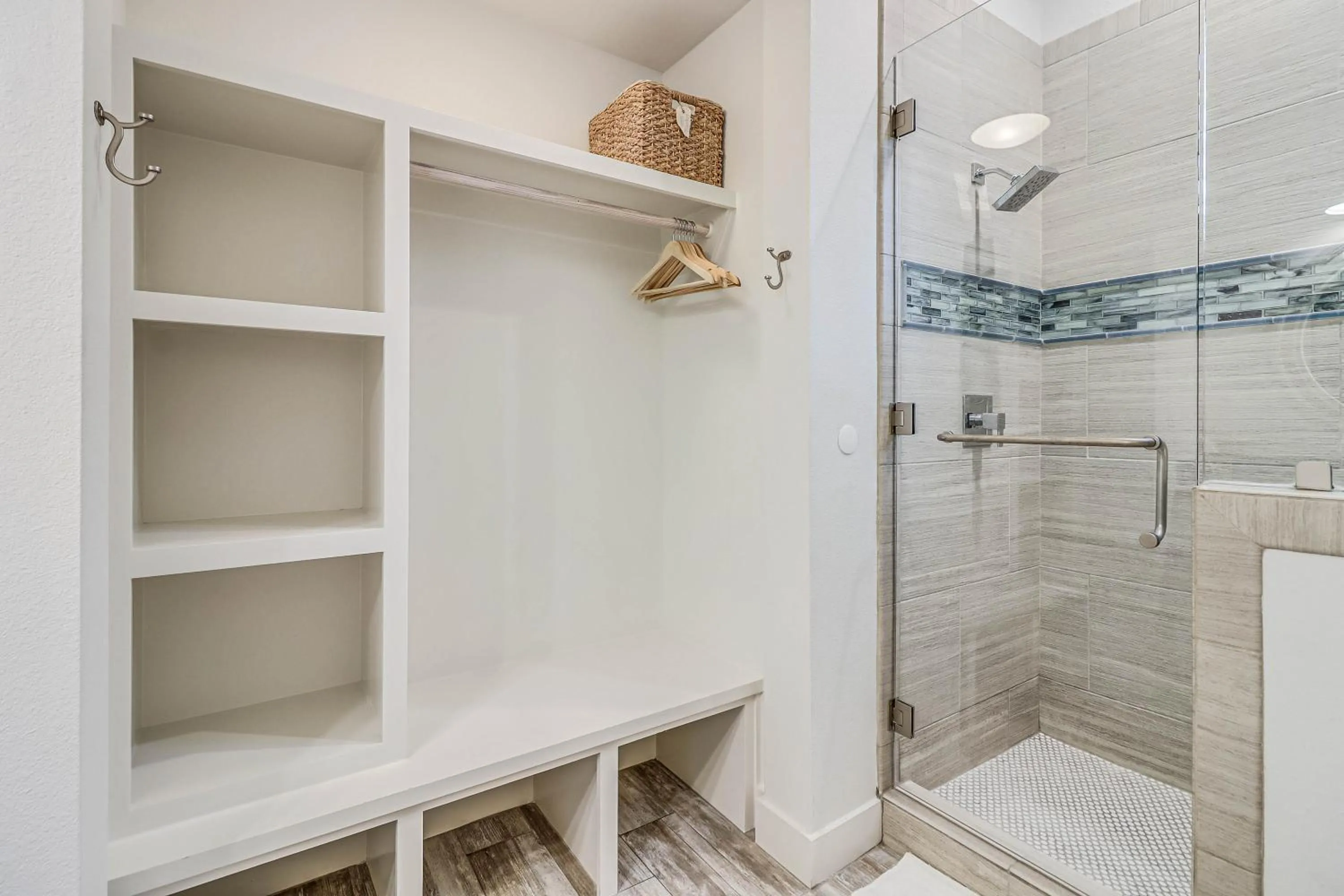 Other in A Shore Thing 188 RO