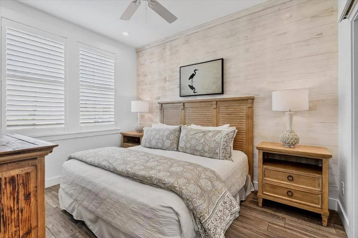 Other, Bed in Bikini Bottoms TC 2204