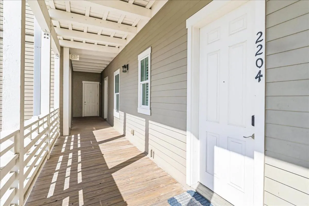 Other in Bikini Bottoms TC 2204