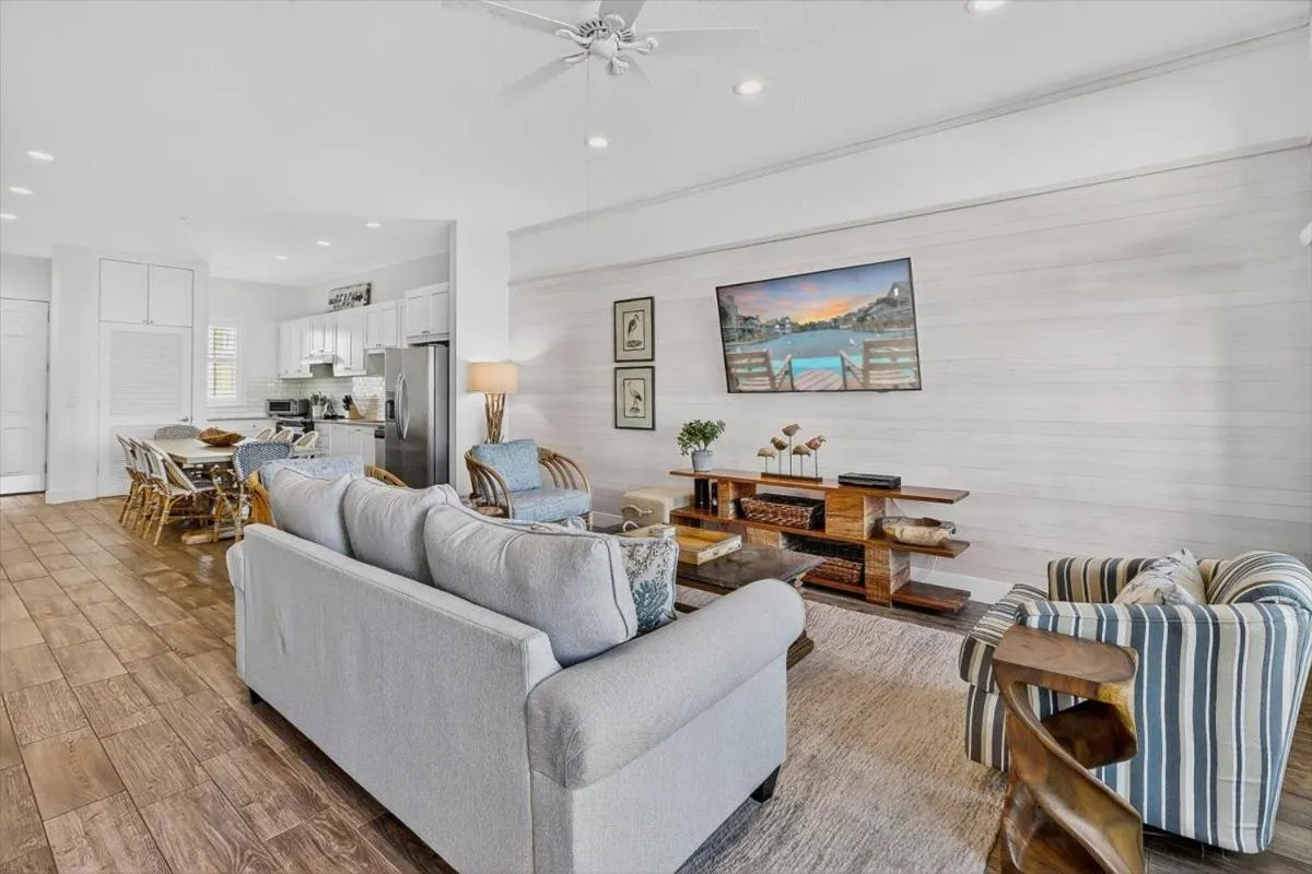 Other in Bikini Bottoms TC 2204