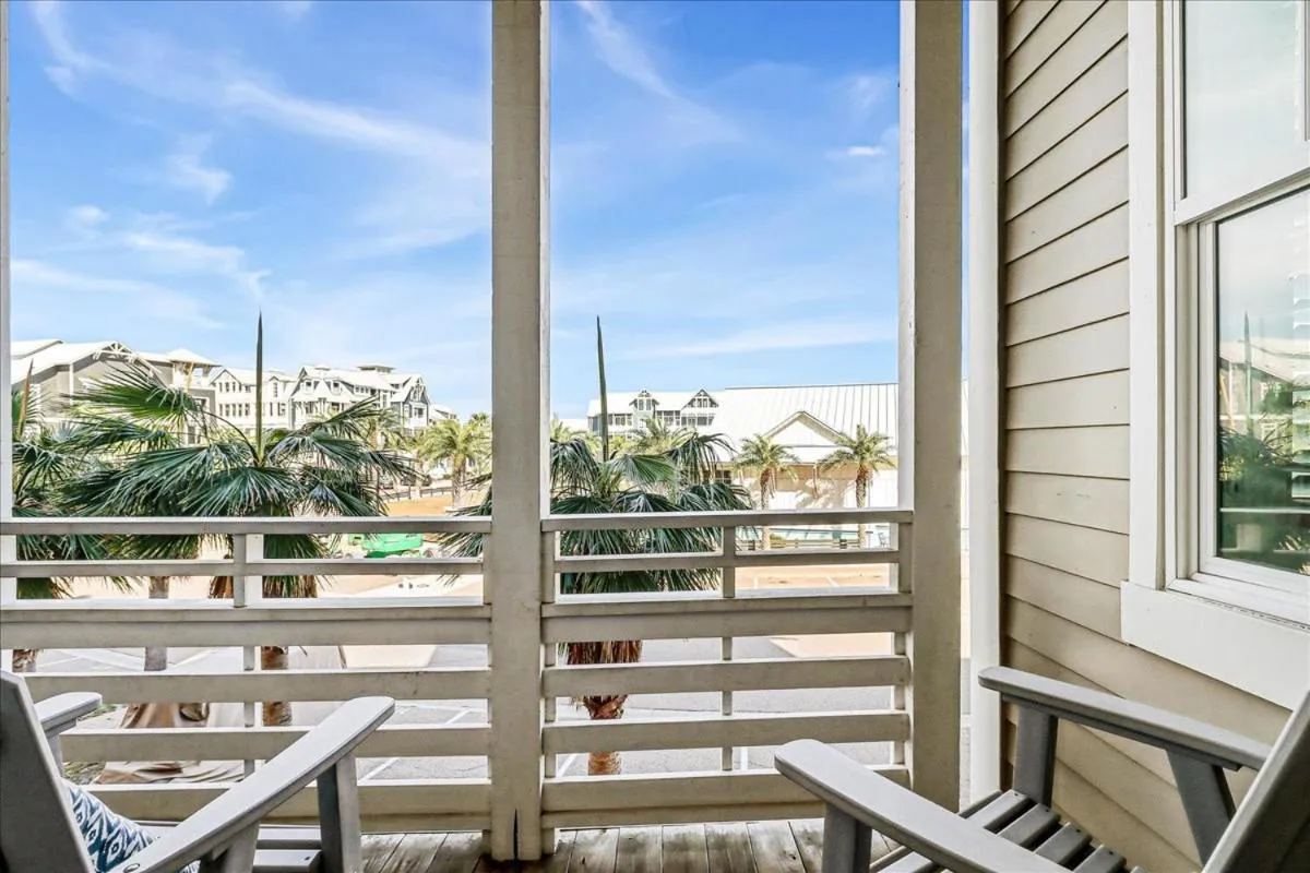 Other in Bikini Bottoms TC 2204