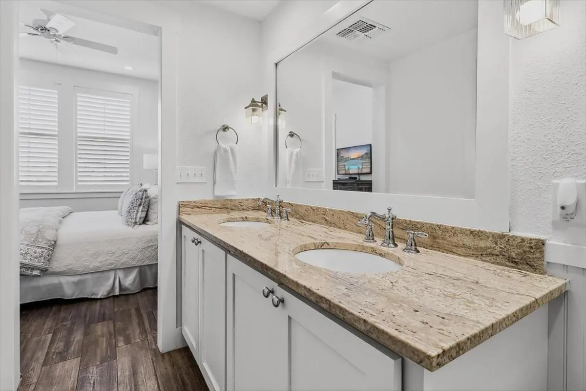 Other in Bikini Bottoms TC 2204