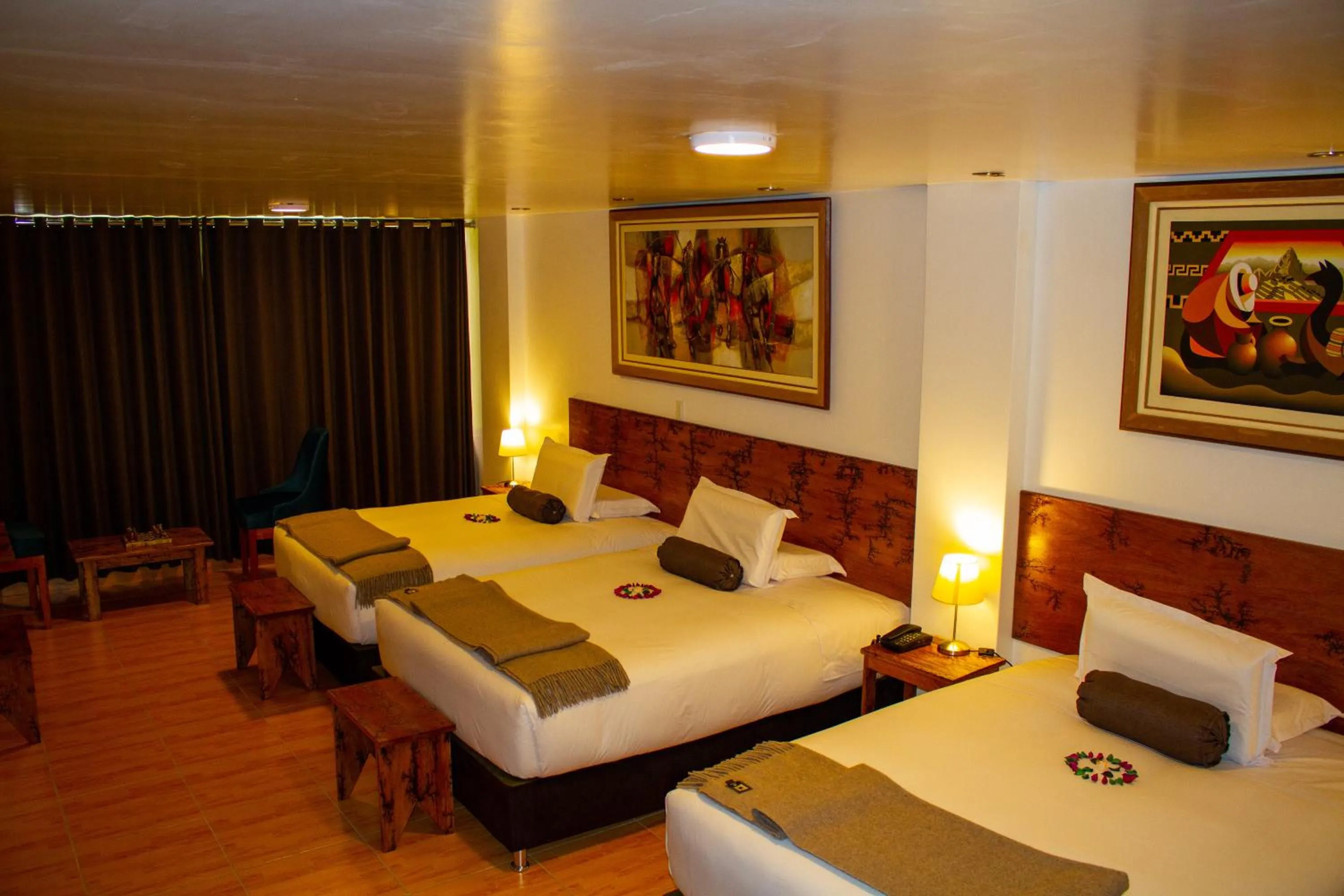 Photo of the whole room, Bed in Hotel Tara Machupicchu