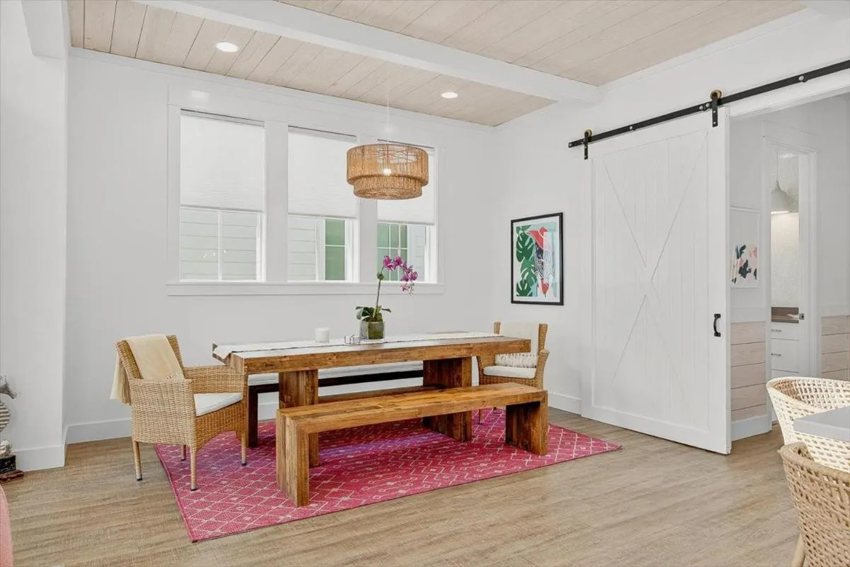 Other in La Ola 261 BE