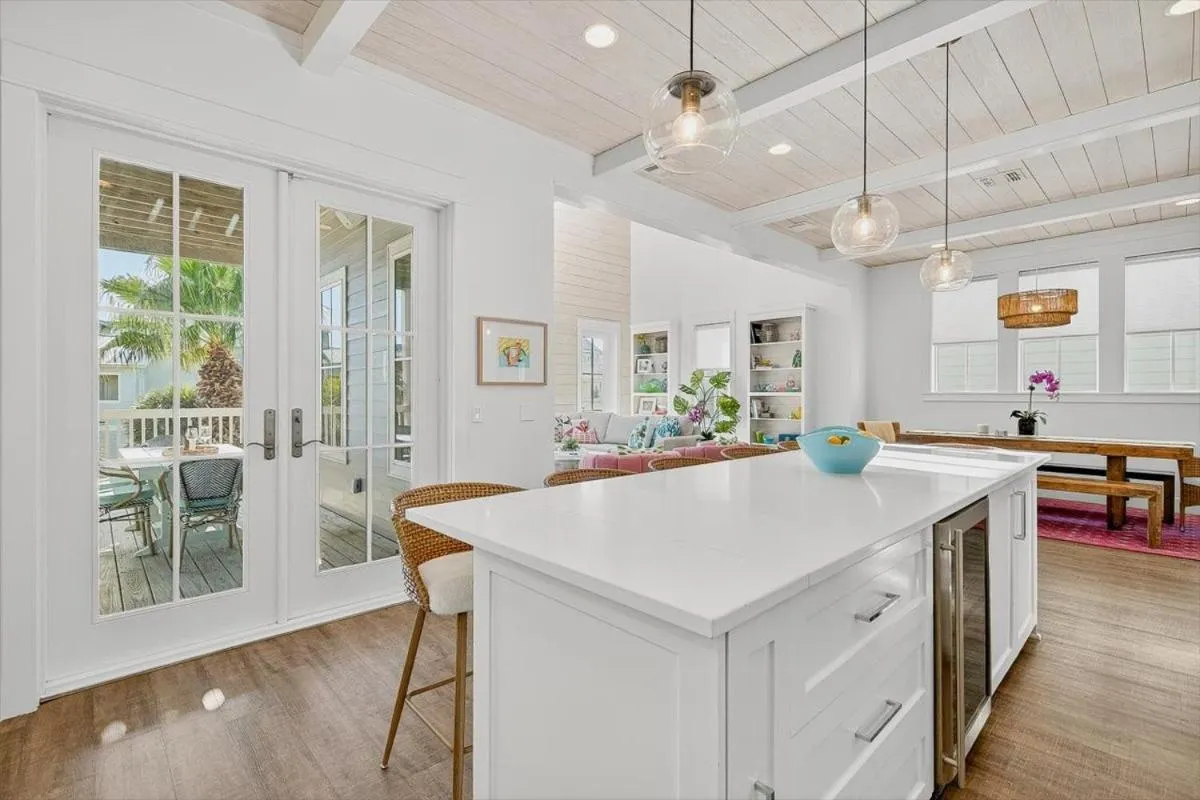 Other in La Ola 261 BE