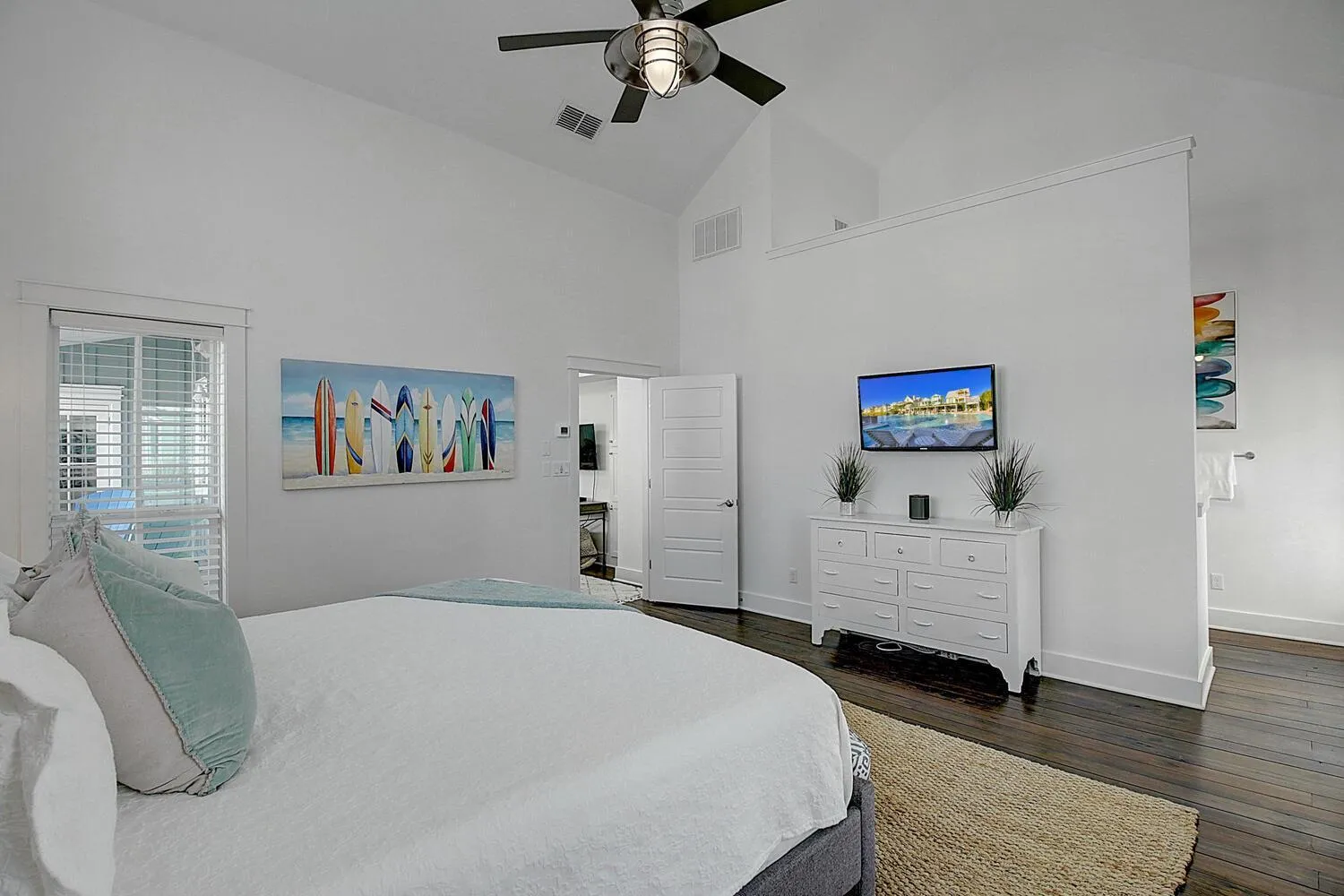 Other, Bed in No Limit 251 BE