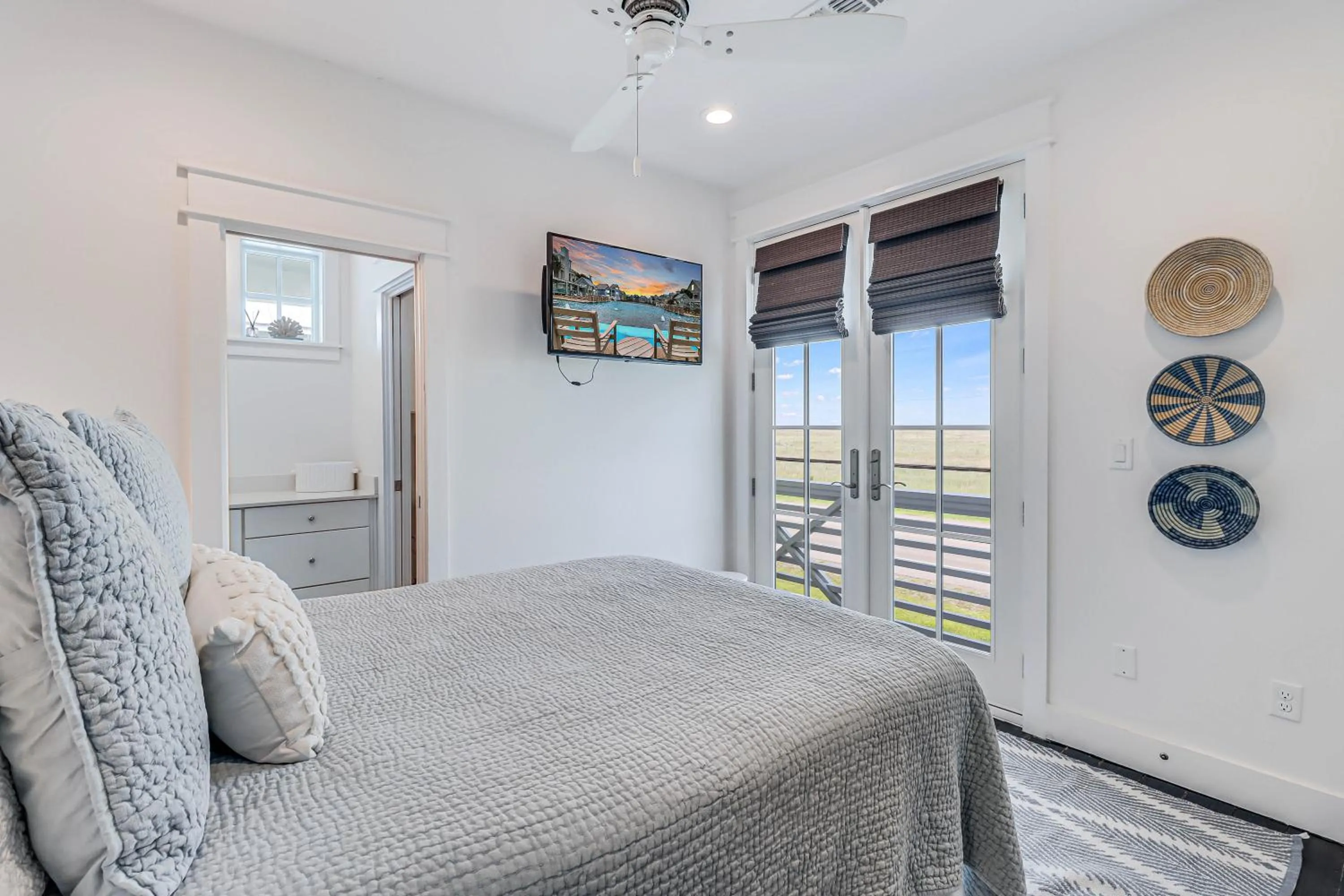 Other, Bed in One Particular Harbor 119 FI