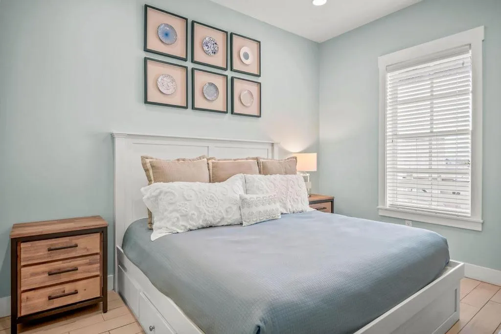 Other, Bed in Sand Point TC 3303