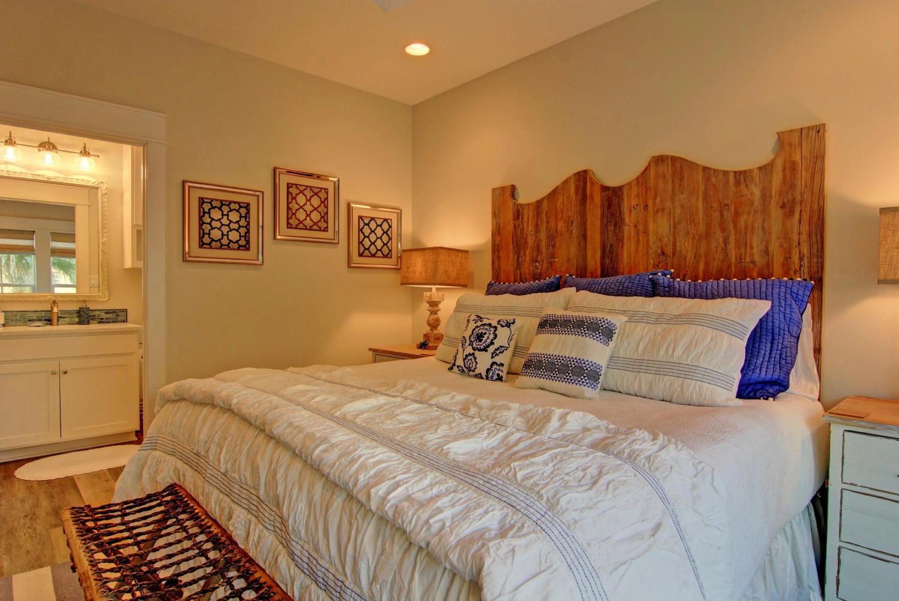 Other, Bed in Seaside Dream 157 SE