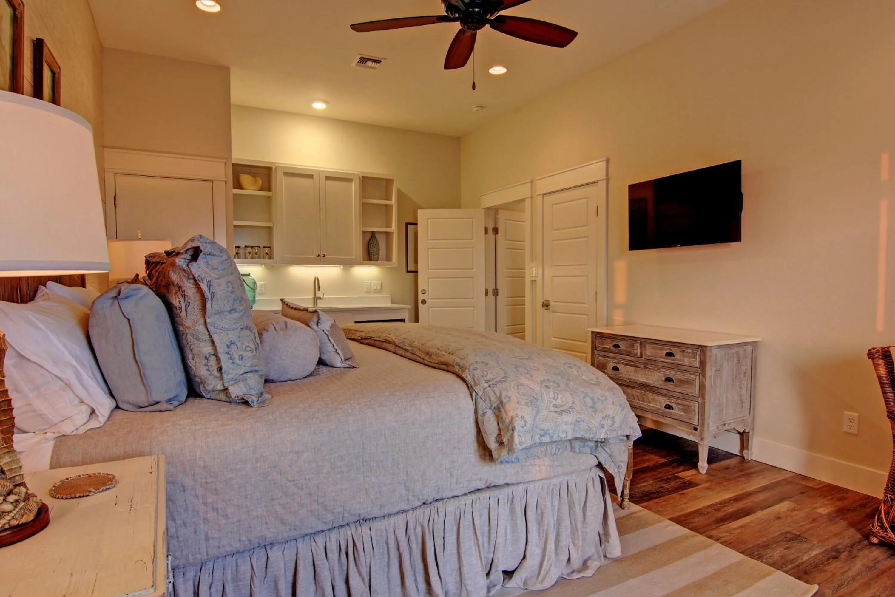 Other, Bed in Seaside Dream 157 SE