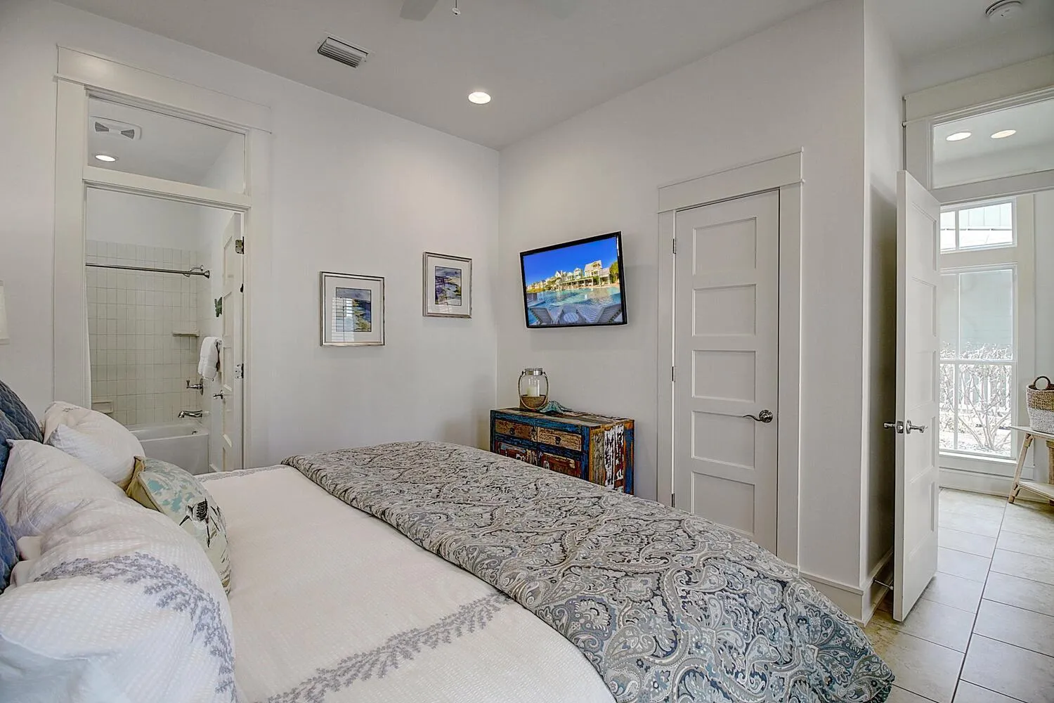 Other, Bed in Sippin on Sunshine 164 BE