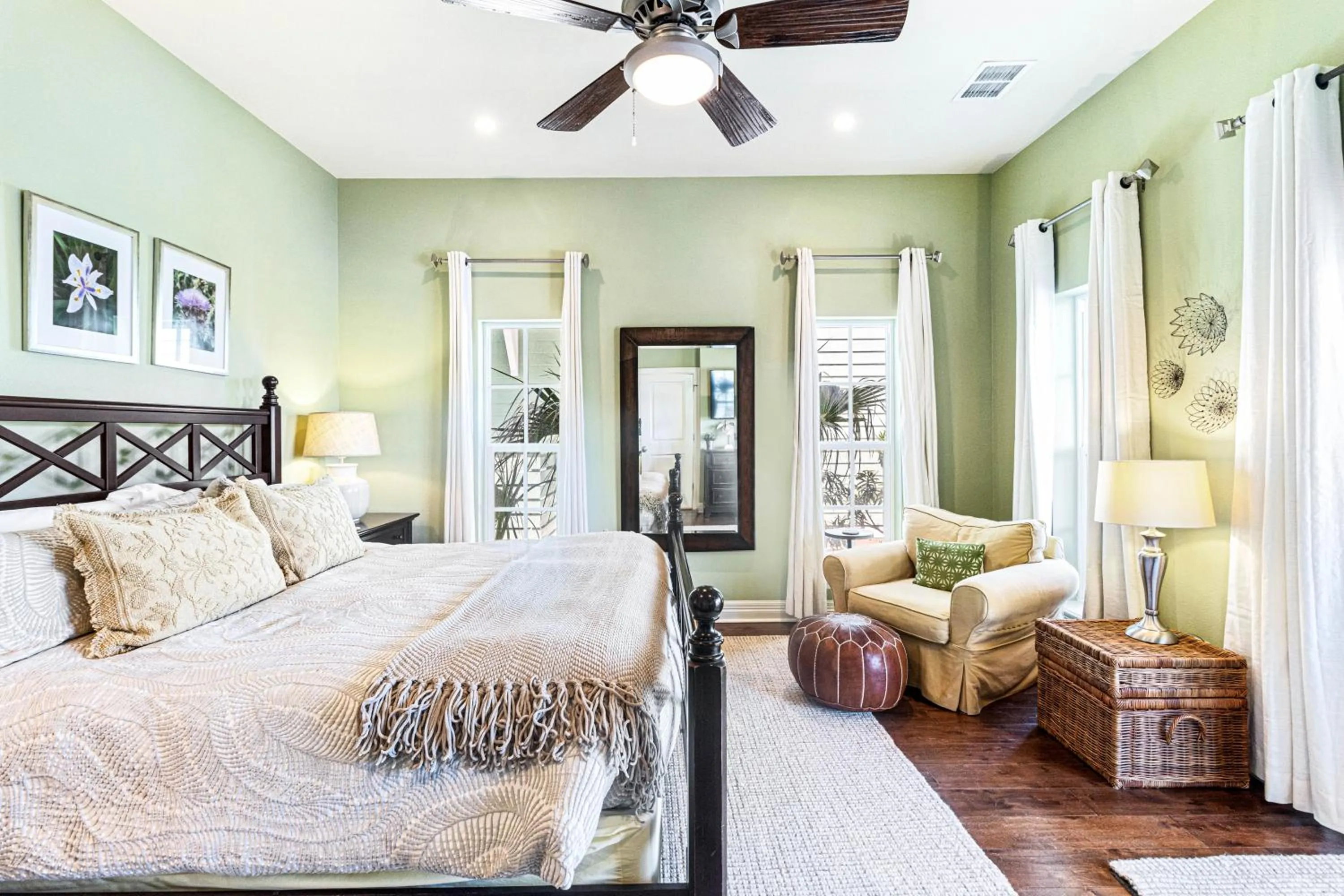 Other, Bed in The Sunflower 163 BE