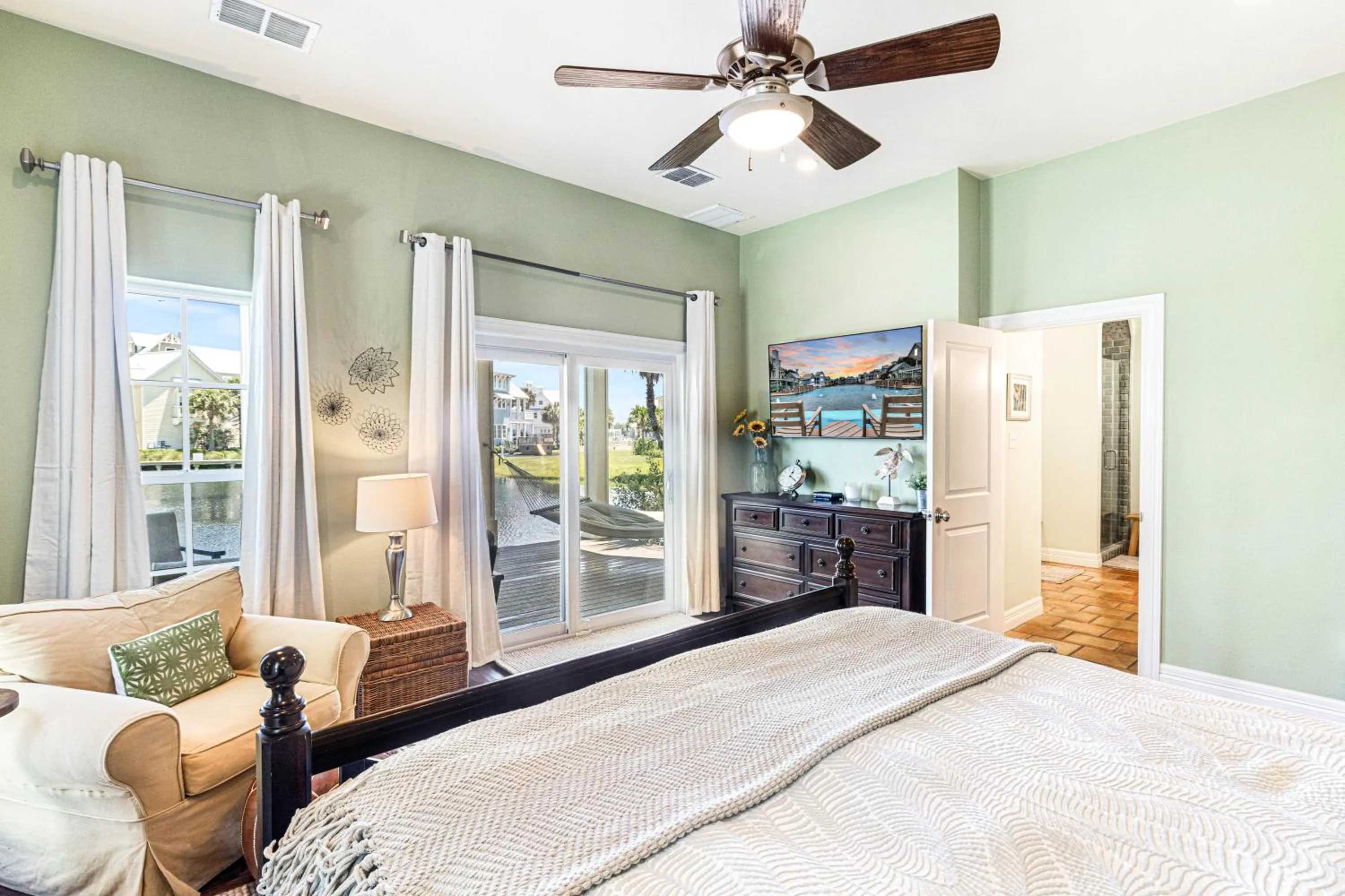 Other, Bed in The Sunflower 163 BE