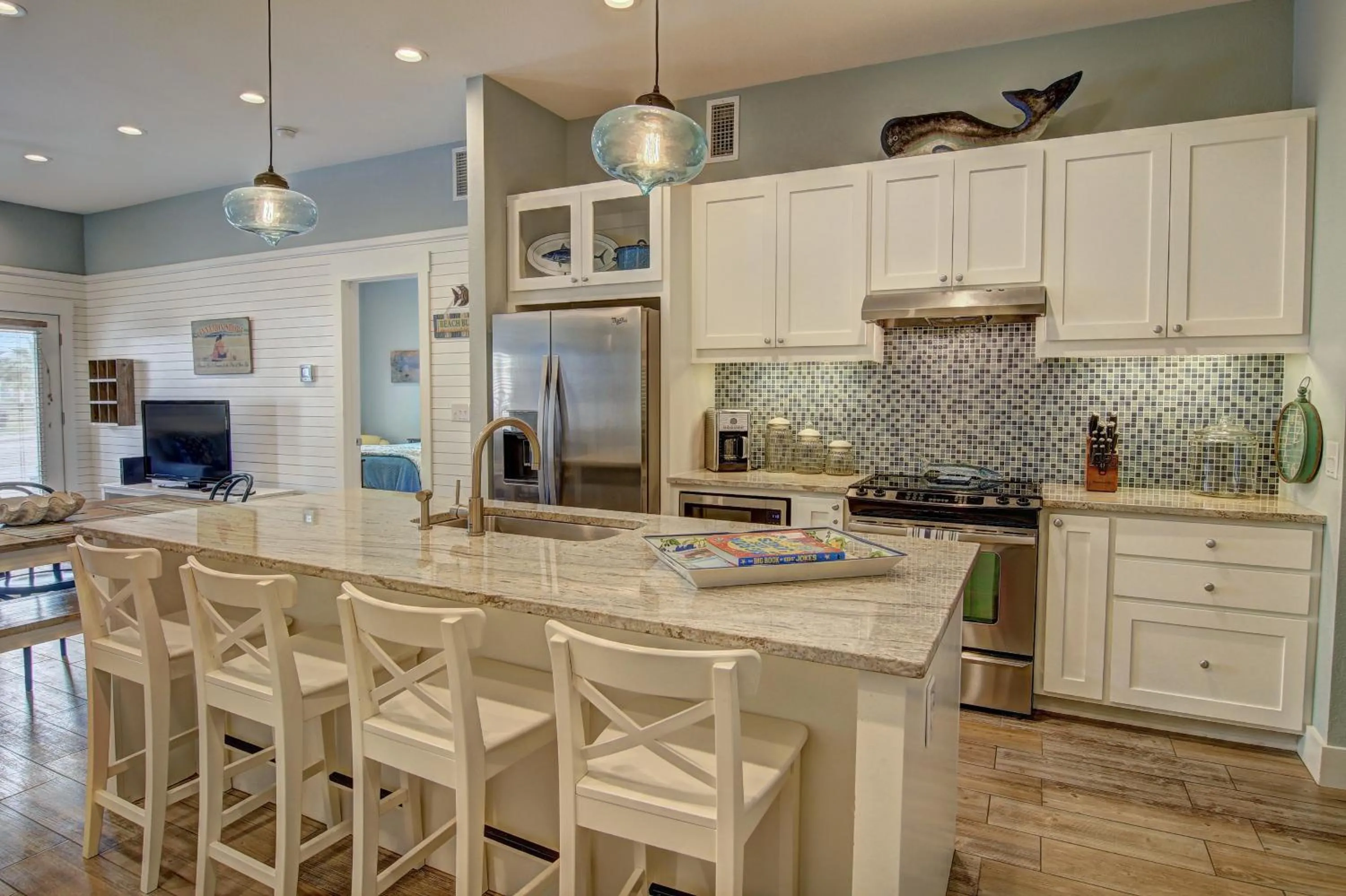 Other in Watercolor Bungalow TC 2101