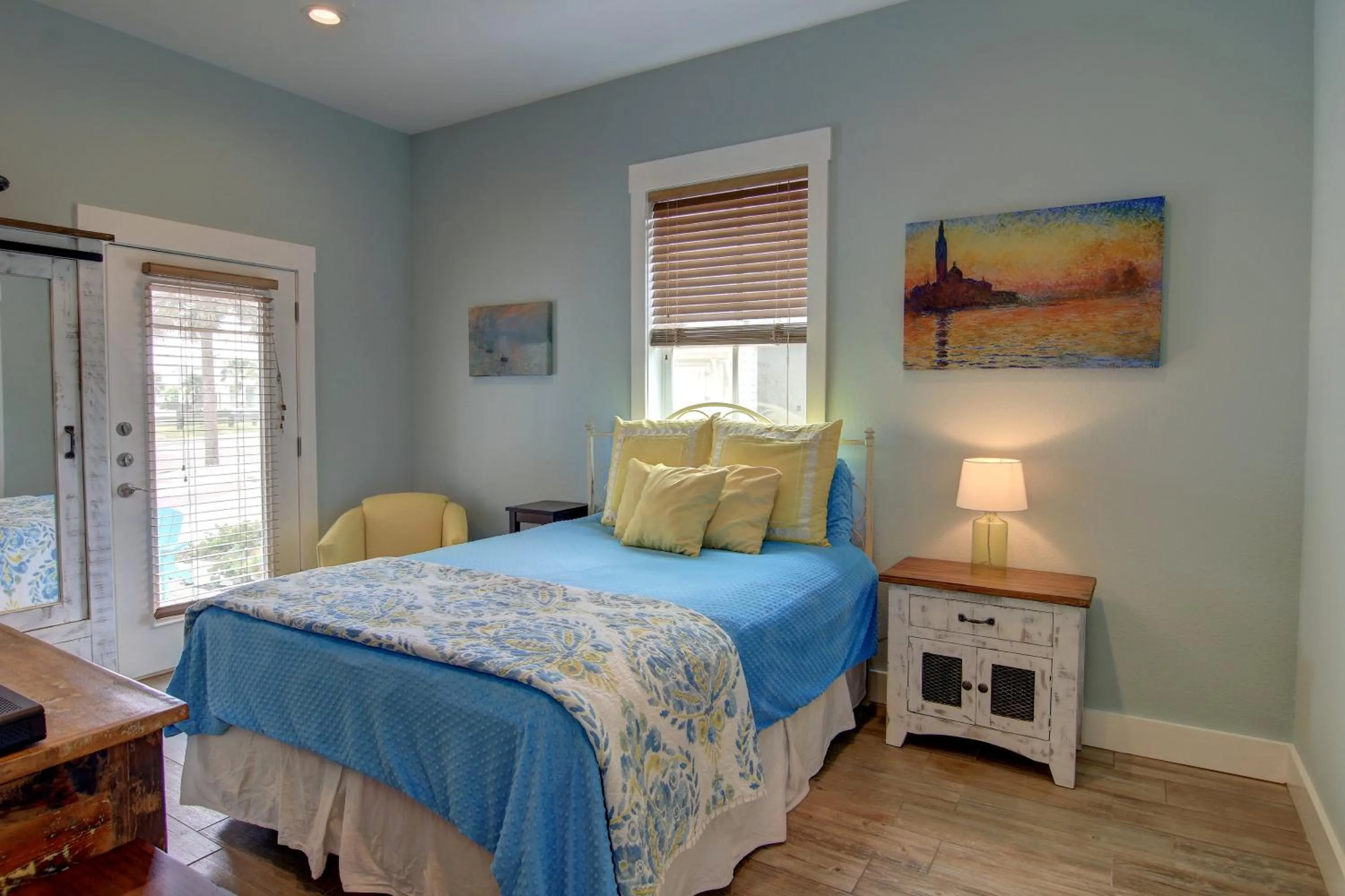 Other, Bed in Watercolor Bungalow TC 2101