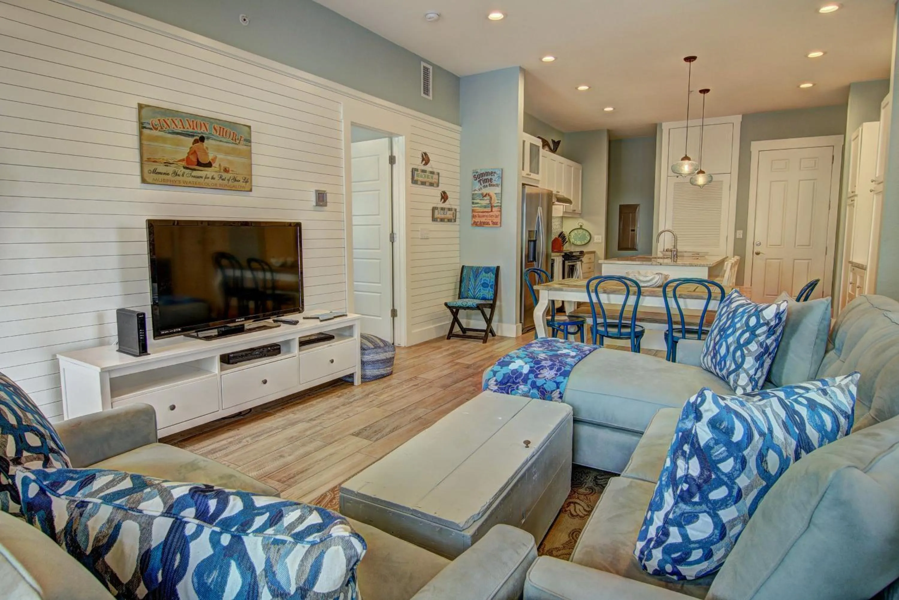 Other in Watercolor Bungalow TC 2101