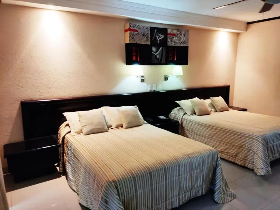 Deluxe Double Room in Hotel Mary Celaya Deluxe Double Room in Hotel Mary Celaya