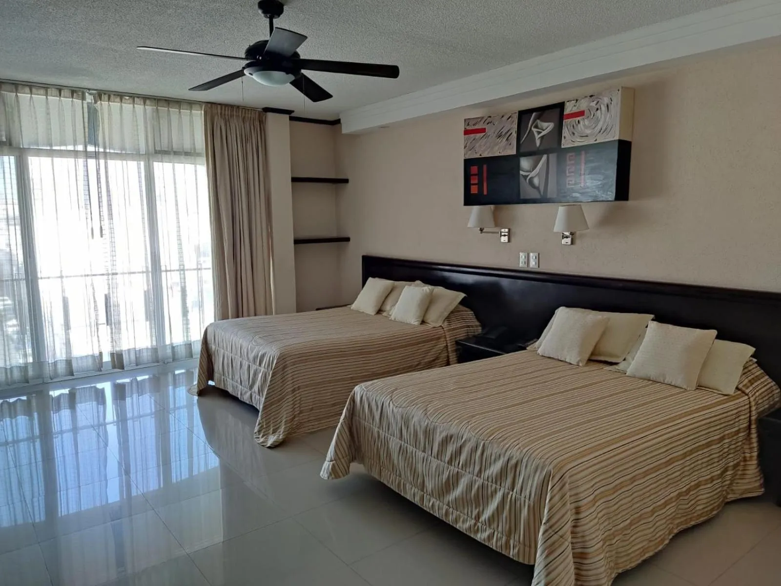 Bed in Hotel Mary Celaya