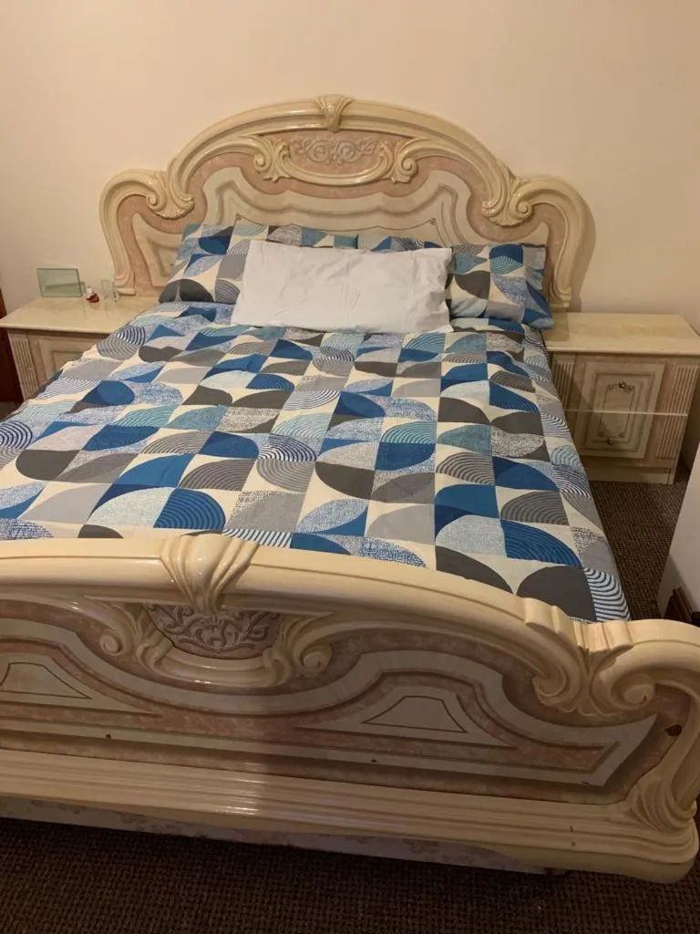 Bed in Busy Bee - Guest House - Self Service