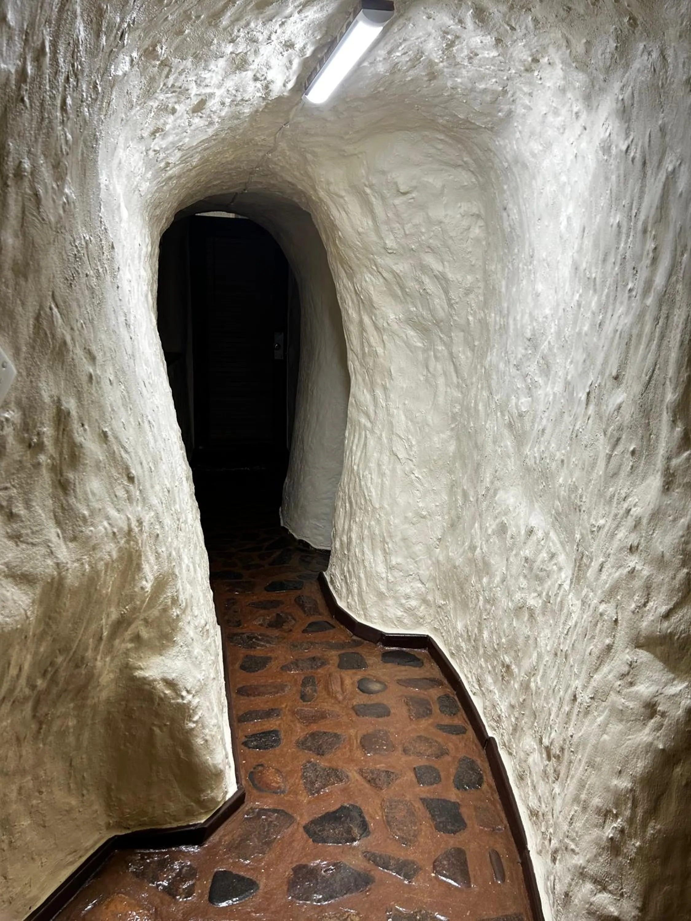 Bedroom in Di's Dugouts