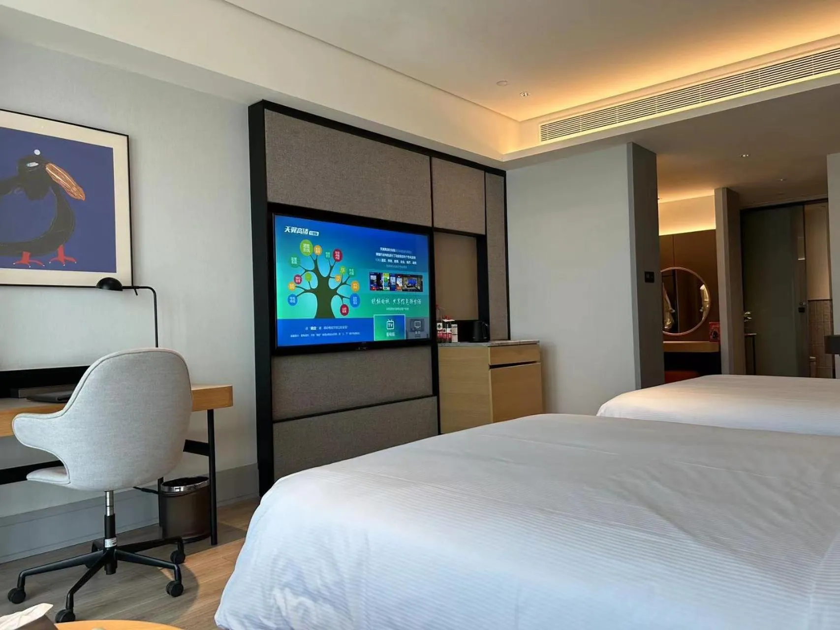 Photo of the whole room, Bed in Sunstone Plaza Hotel