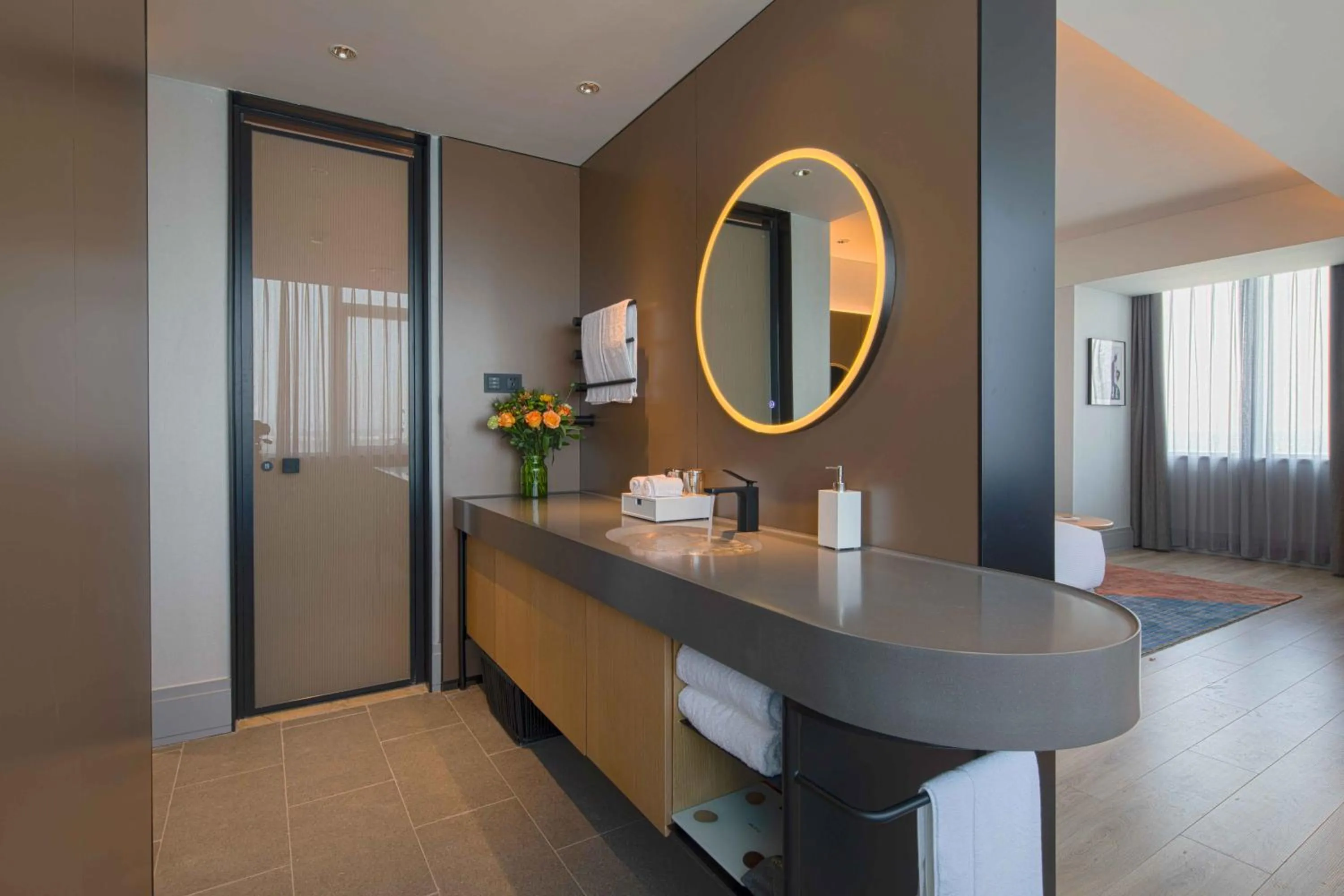 Bathroom in Sunstone Plaza Hotel