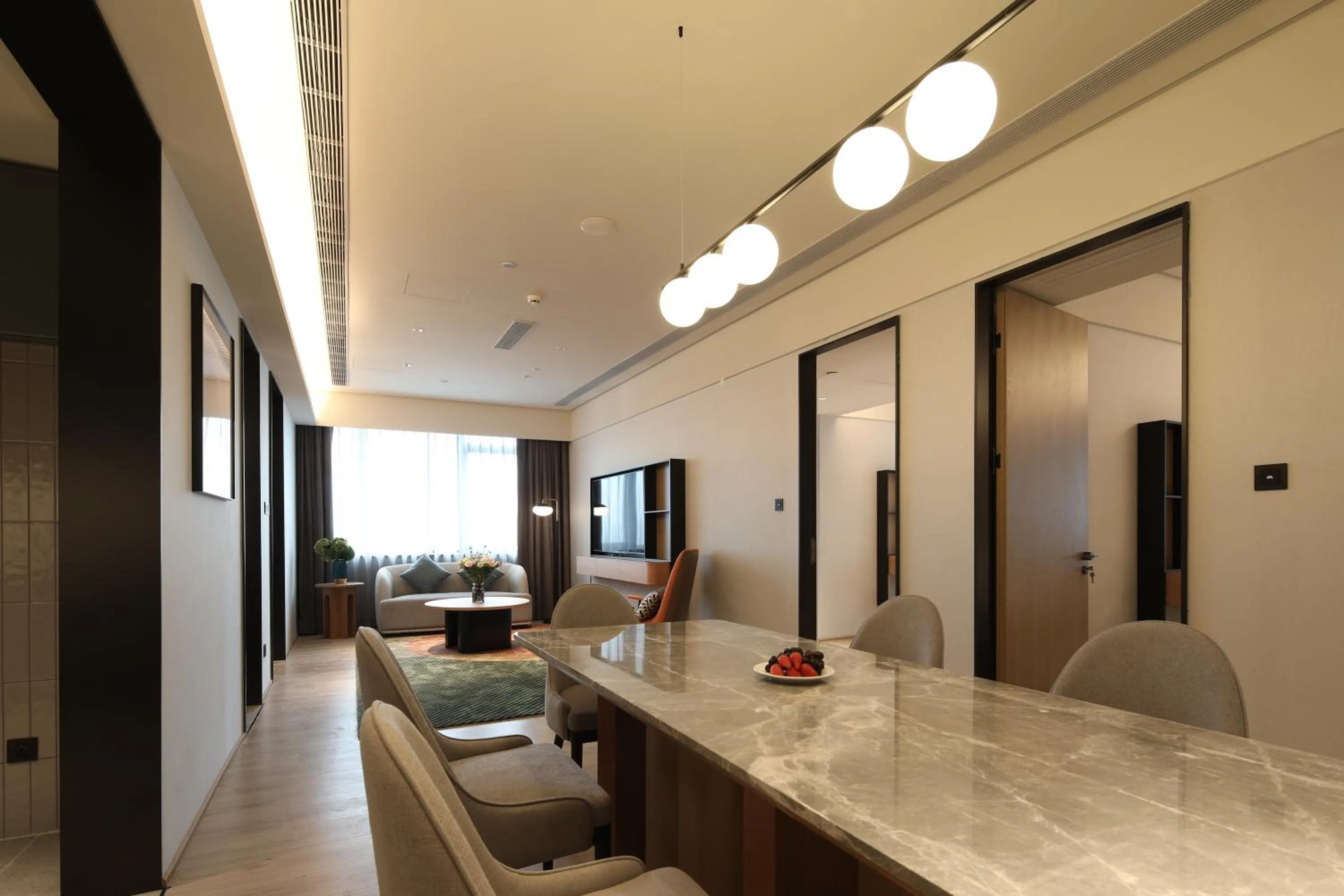 Photo of the whole room in Sunstone Plaza Hotel