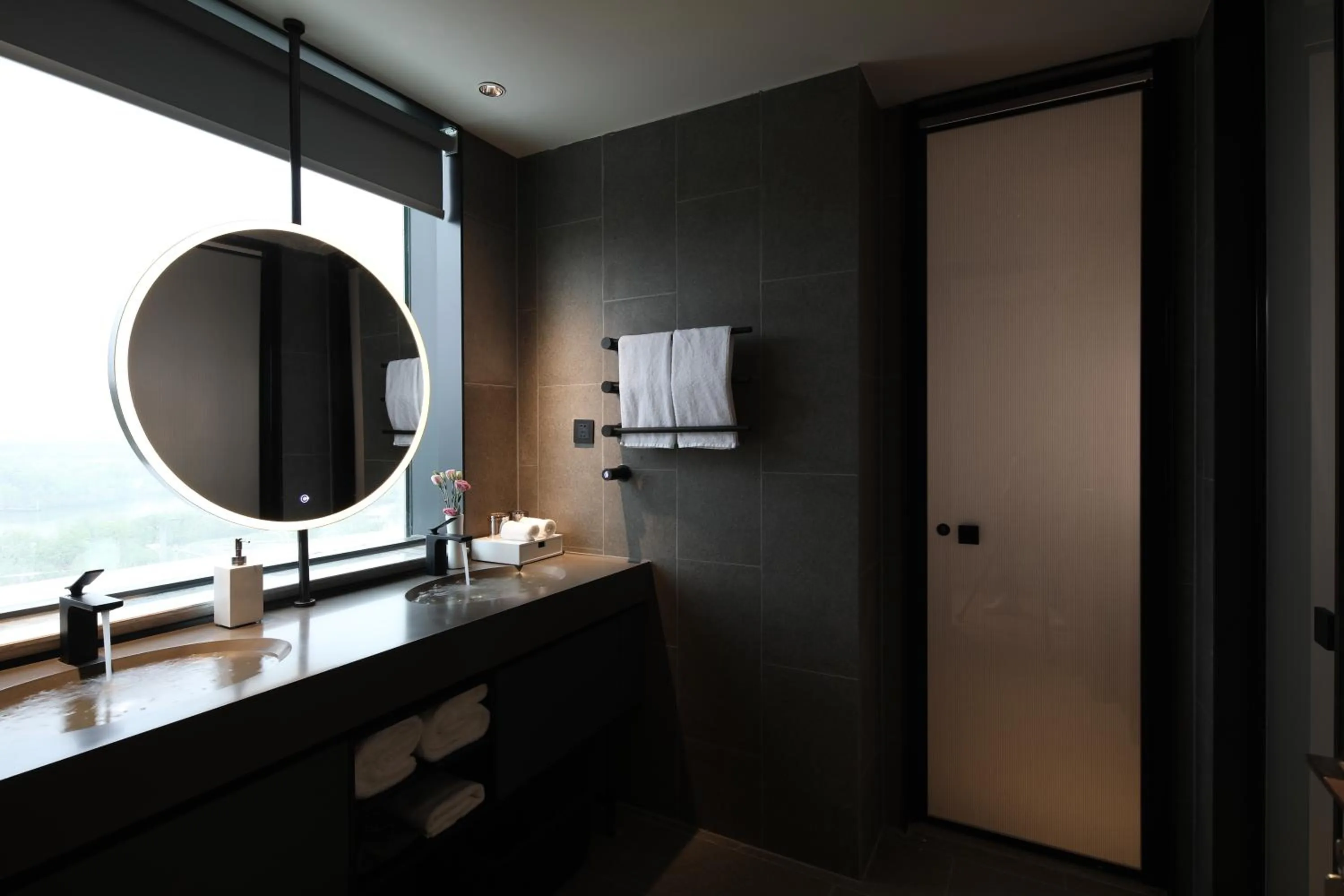 Bathroom in Sunstone Plaza Hotel